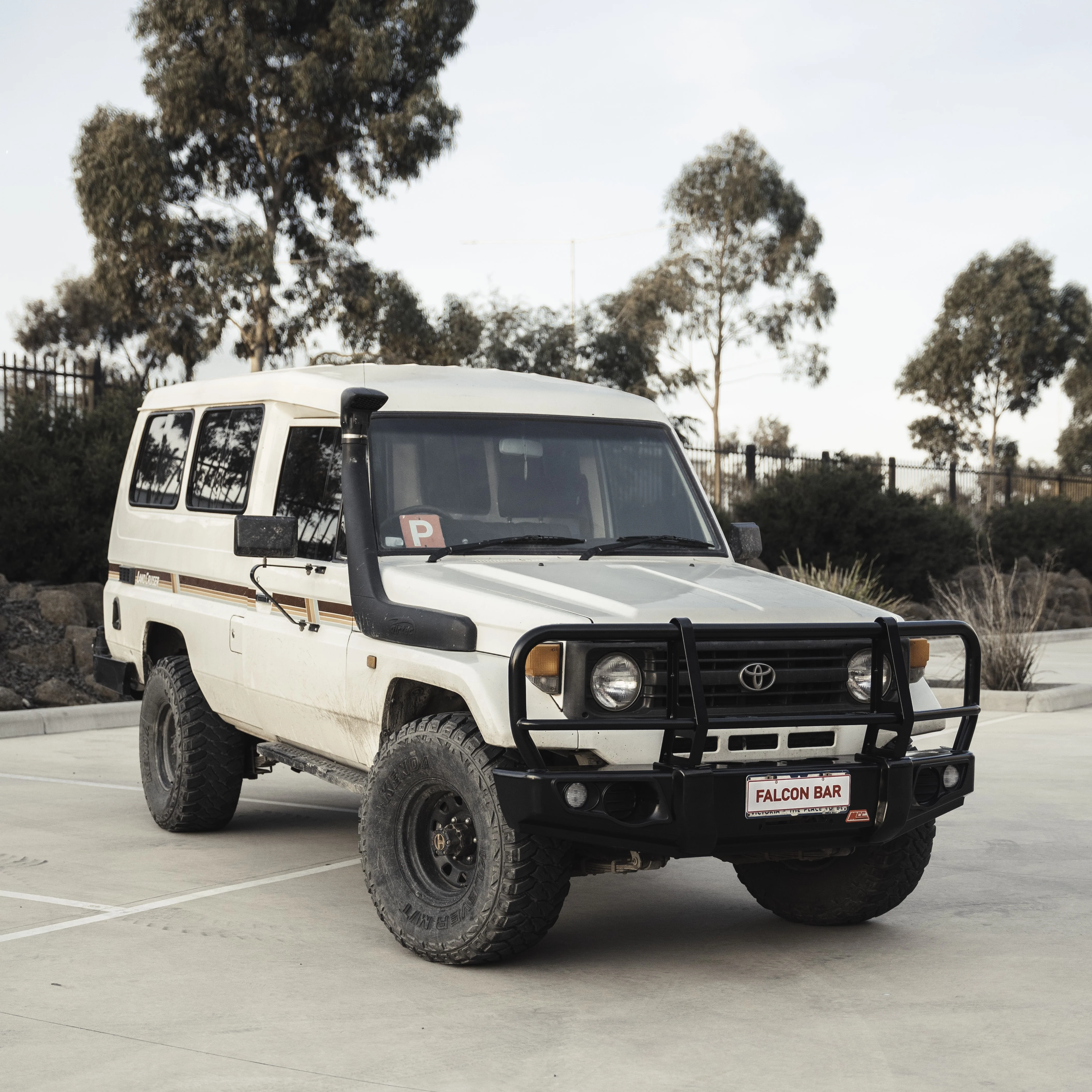 Land Cruiser 70 series 1984-2007 707-02 Falcon Bull Bar Black A-Frame Package (No Foglight) - SKU MCC-01003-702 - Image 2