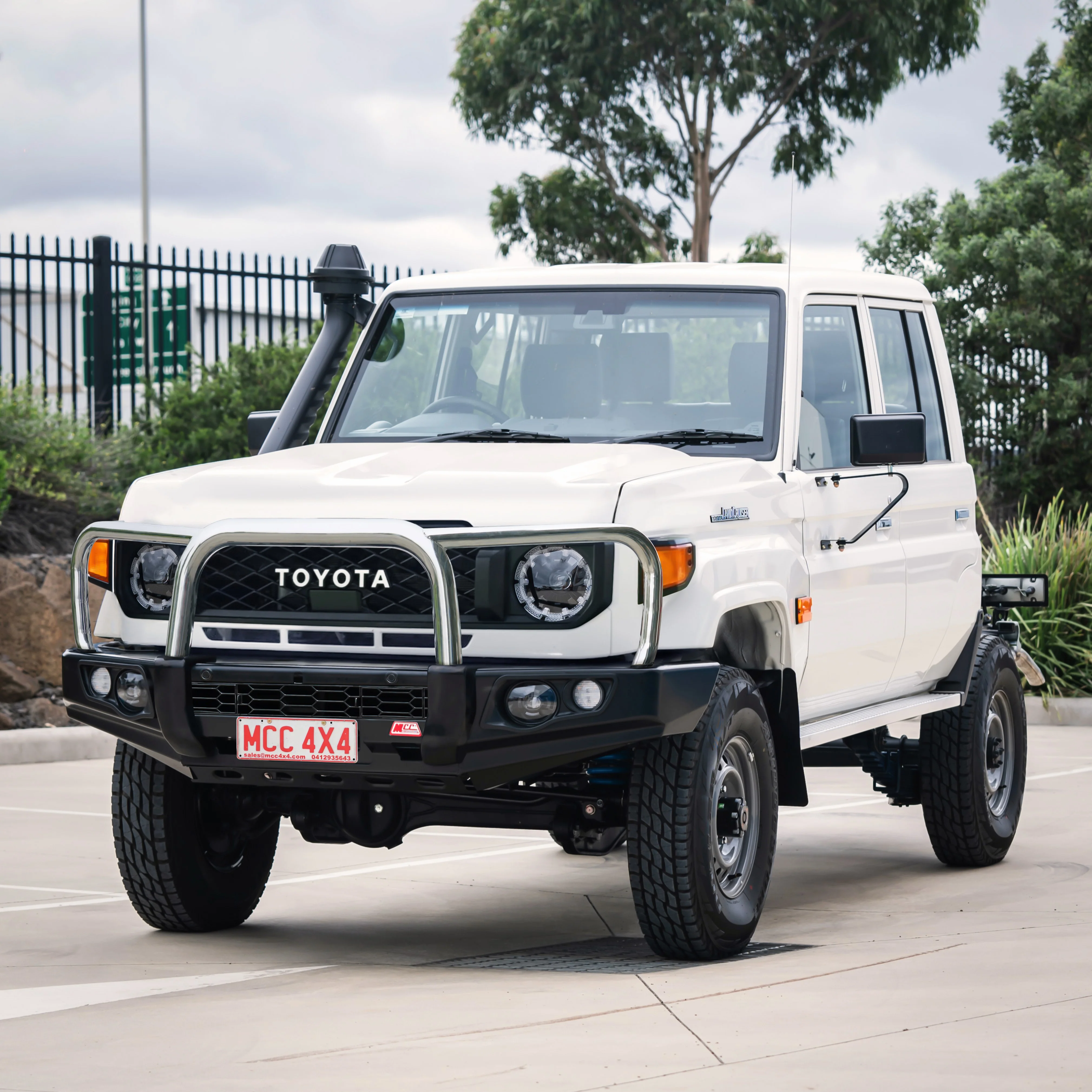 Land Cruiser 70 Series Single Cab 2024-On 707-01 Falcon Bull Bar Triple Stainless Loops Package (LED Foglight) - Image 2