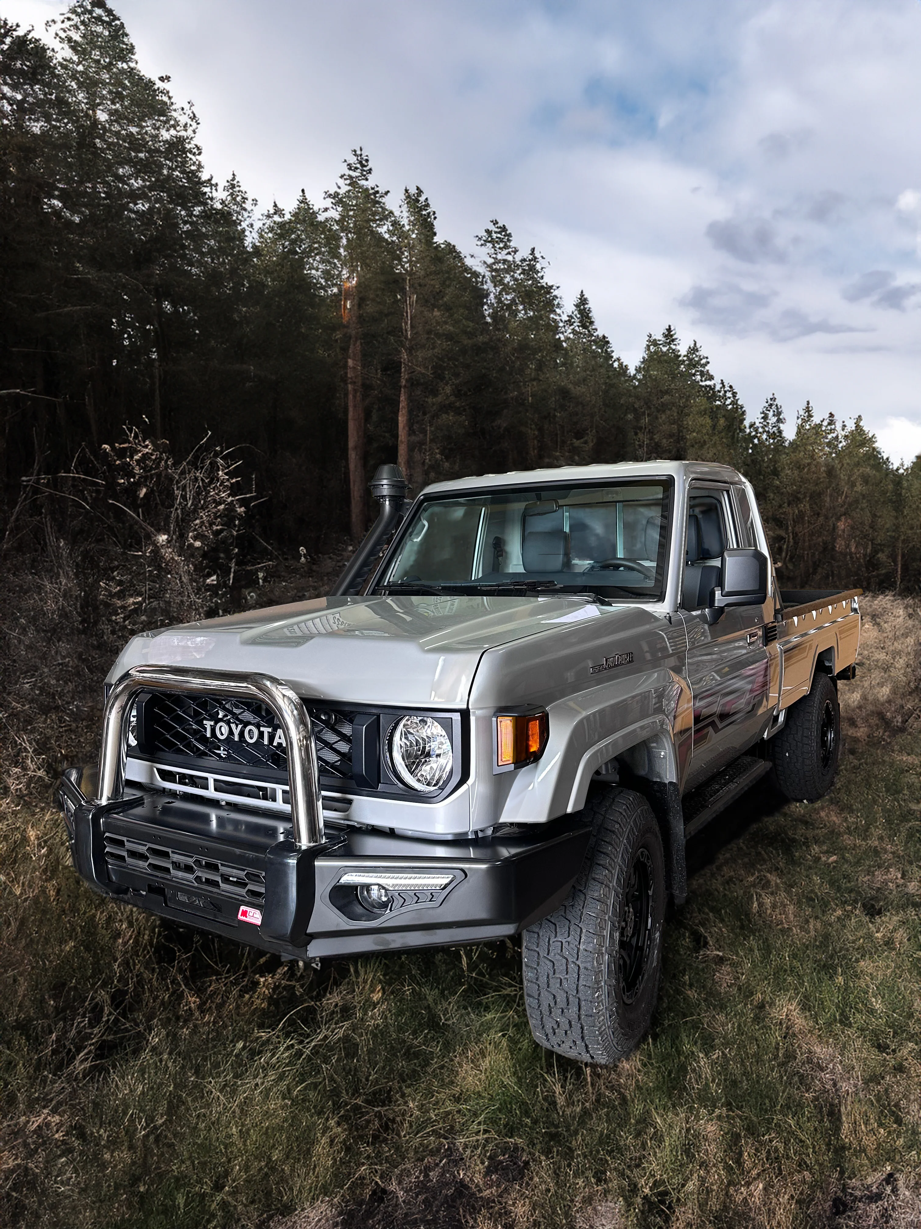 Land Cruiser 79 Series Single Cab 2024-On - 808-01 Phoenix Bull Bar Single Stainless Loop Package - SKU MCC-01024-801SSLSC - Image 2