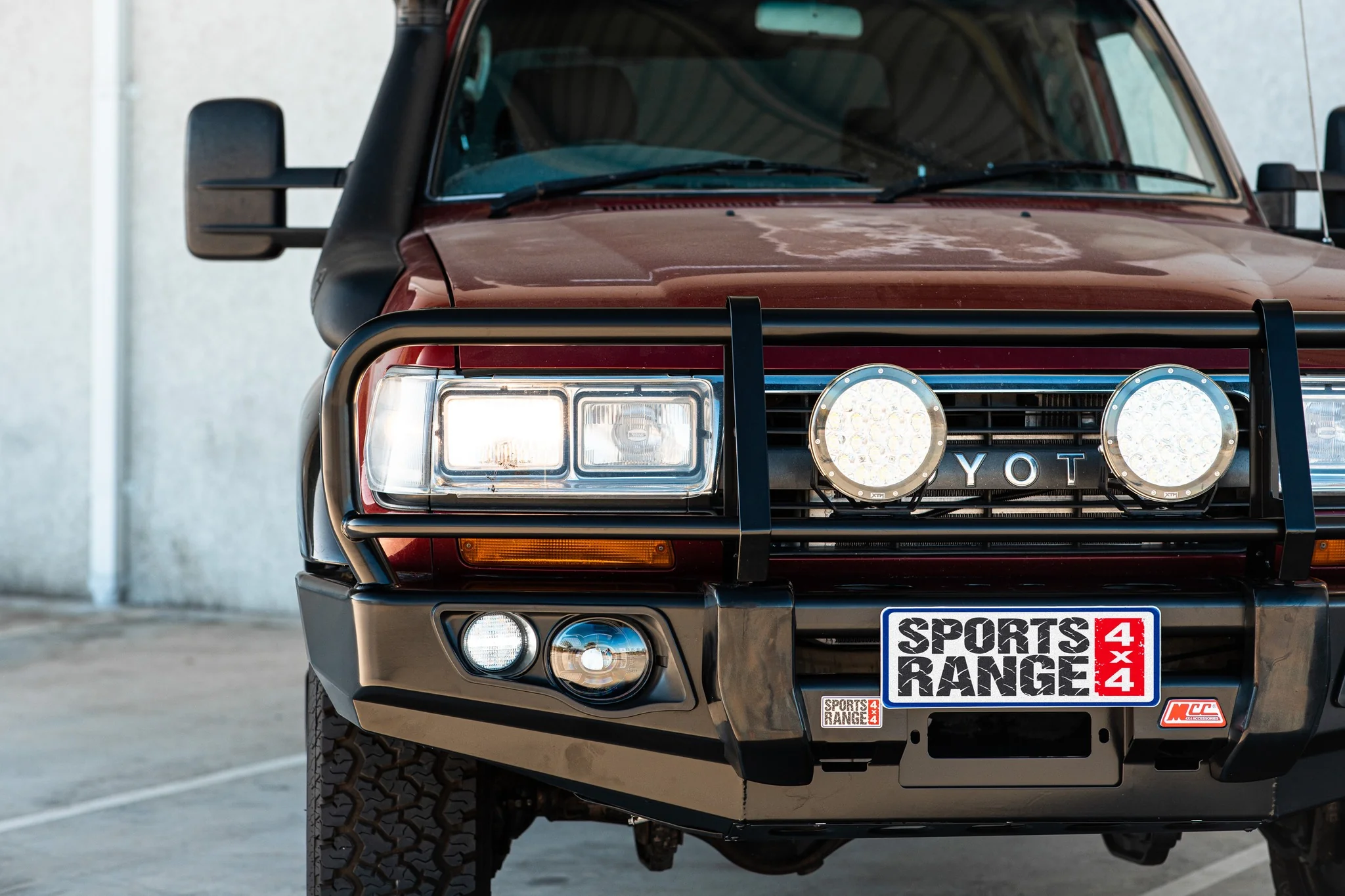 Land Cruiser 80 series 1990-1998 707-02 Falcon Bull Bar Black A-Frame Package (LED Foglight) - SKU MCC-01006-702FOGUP - Image 5