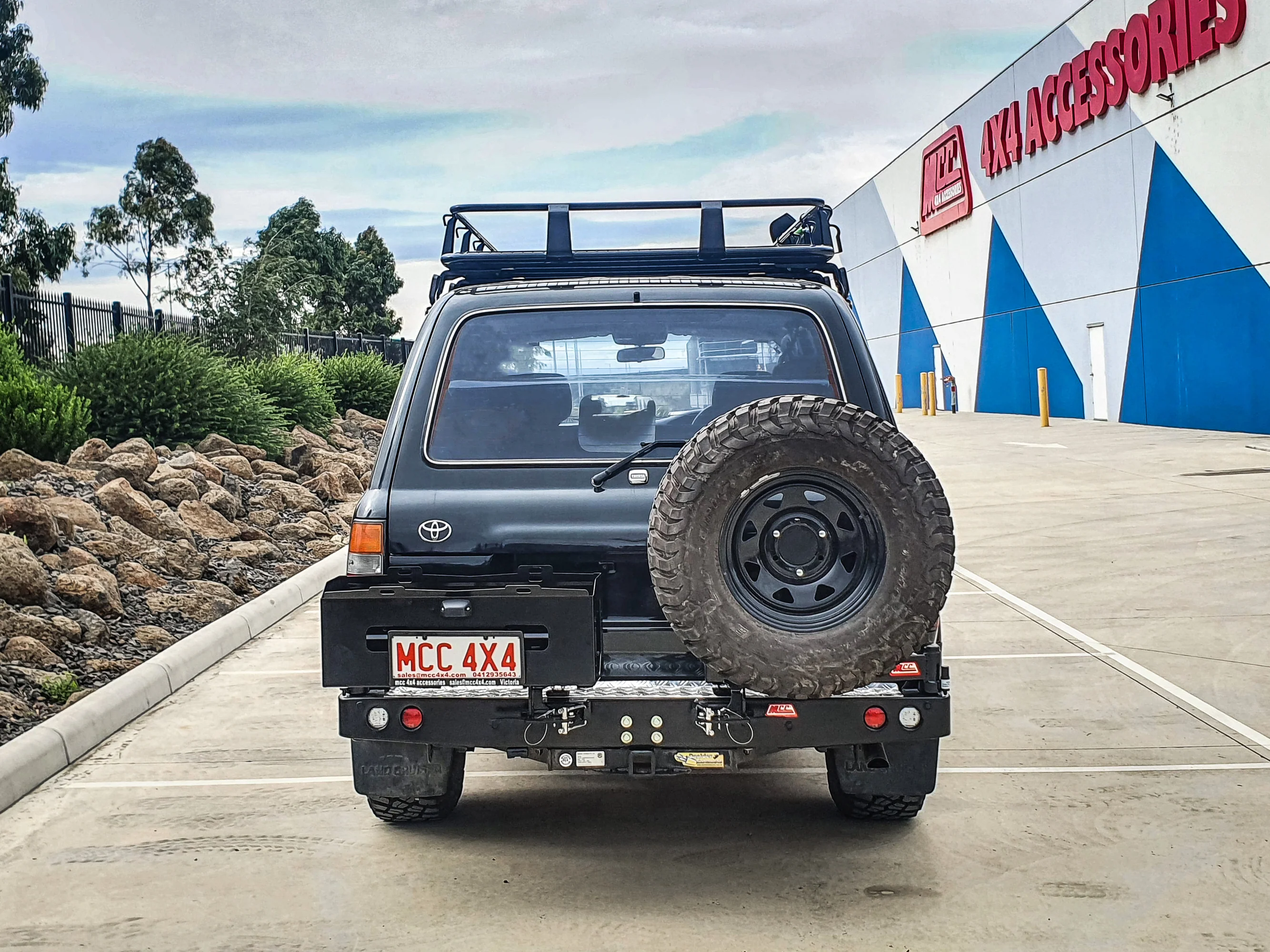 Land Cruiser 80 series 1990-1998 (GXL Model) 022-02 Rear Wheel Carrier Single Jerry Can Holder Package - SKU MCC-01006-202SPK2 - Image 3
