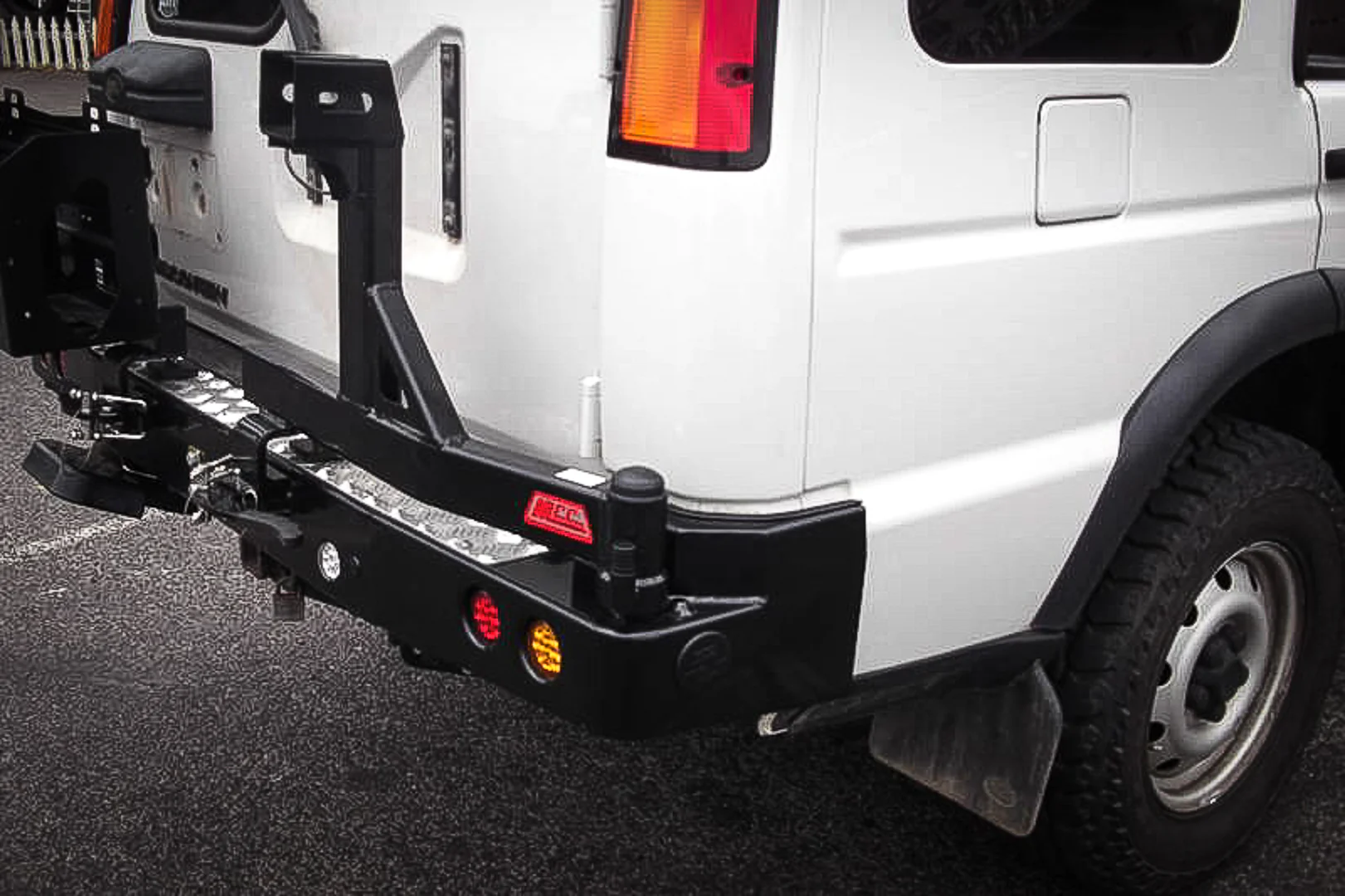 Discovery 2 1999-2004 022-02 Rear Wheel Carrier Double Jerry Can Holder Package - SKU MCC-09002-202PK3 - Image 3