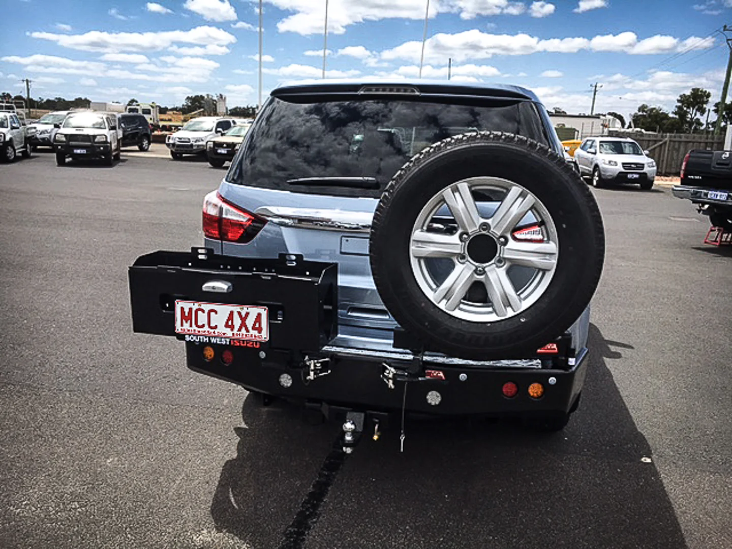 Mux/ Colorado Trail Blazer 2013-2019 022-02 Rear Wheel Carrier Double Jerry Can Holder Package - SKU MCC-08003-202PK3 - Image 3