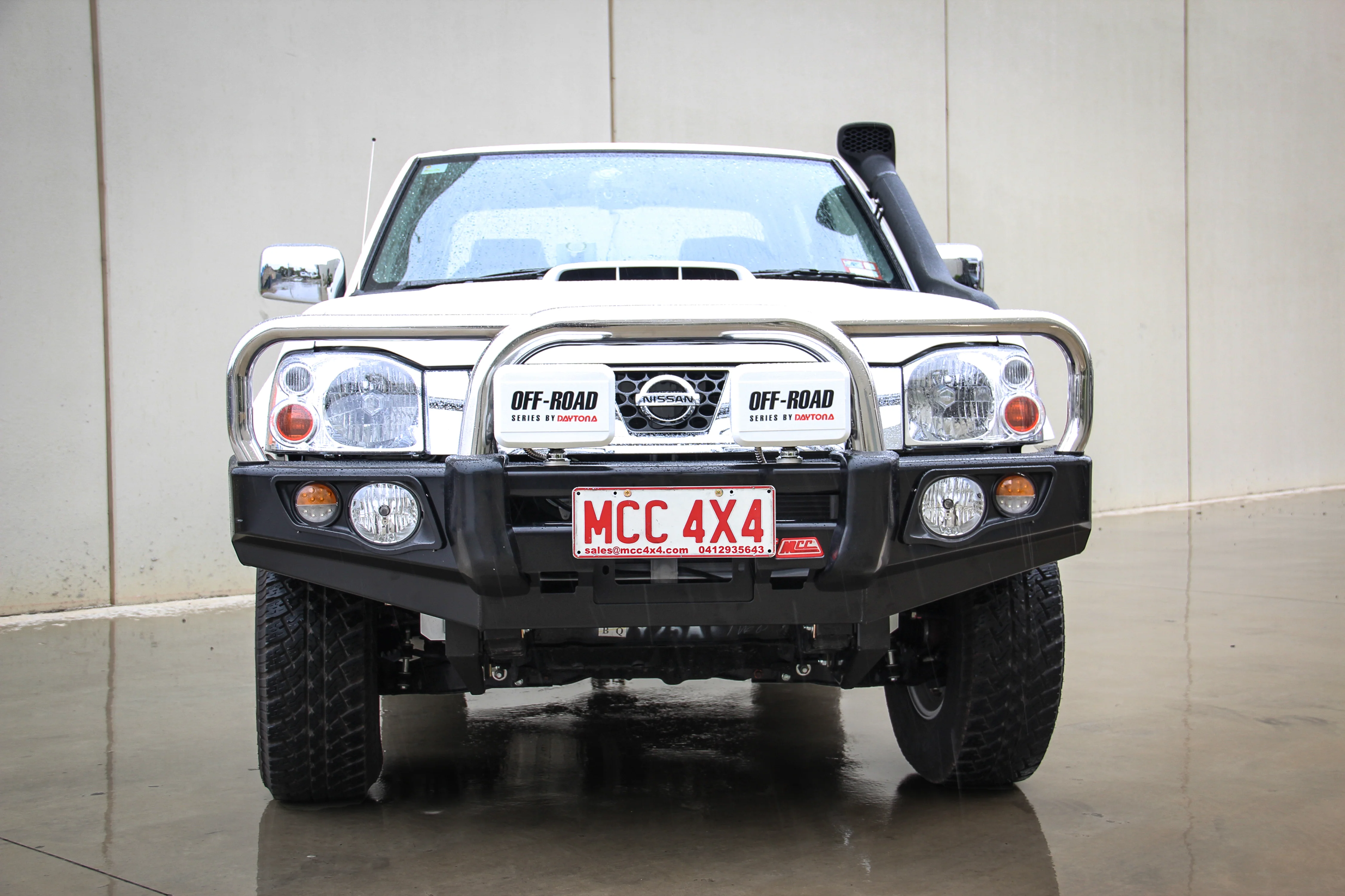 Navara D22 1997-2015 707-01 Falcon Bull Bar Triple Stainless Loops Package (LED Foglight) - SKU MCC-03008-701FOGUP - Image 9