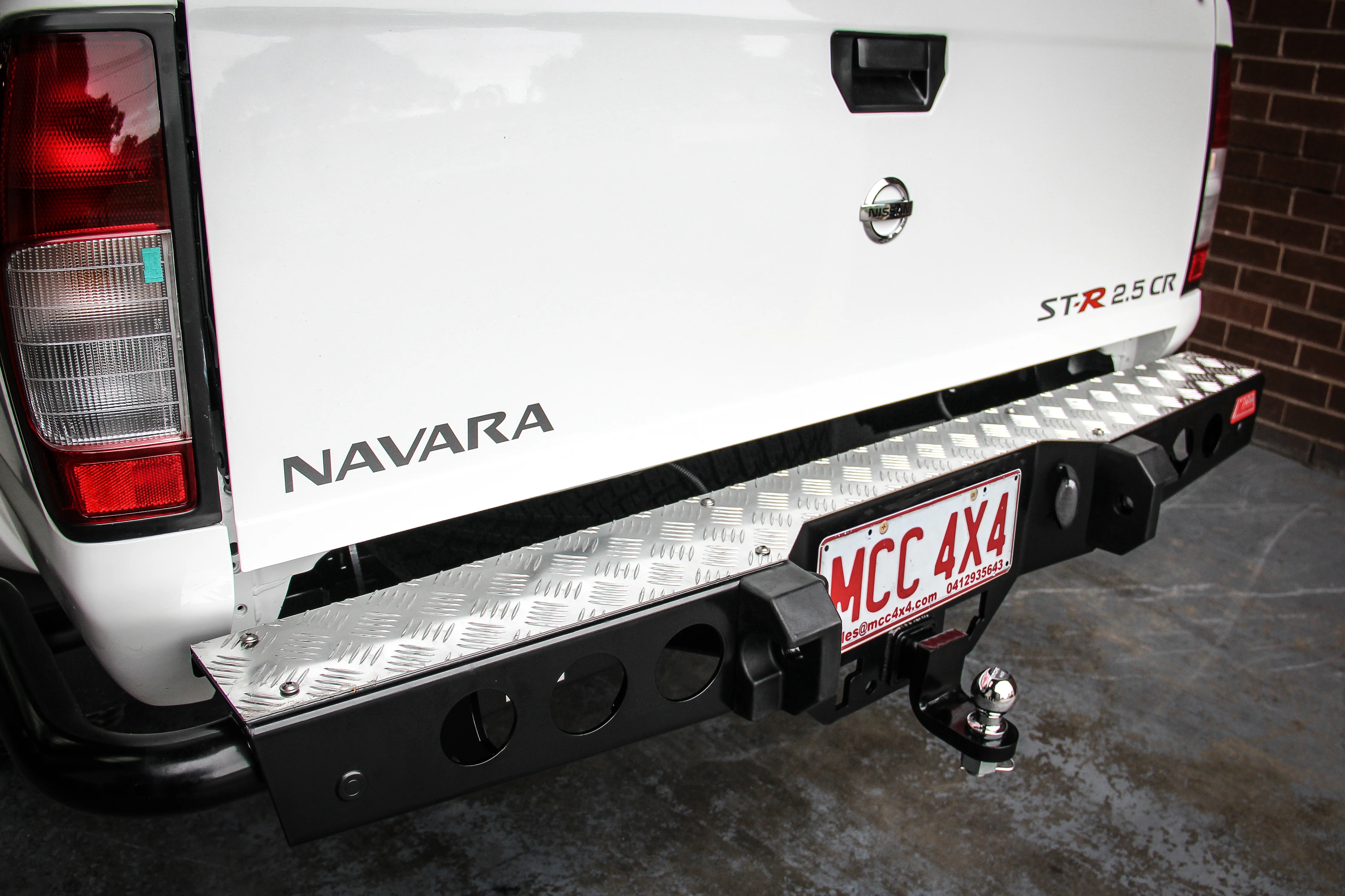Navara D22 1997-2015 022-03 Jack Rear Bar with Chrome Step Plate Package - SKU MCC-03008-203SP - Image 3
