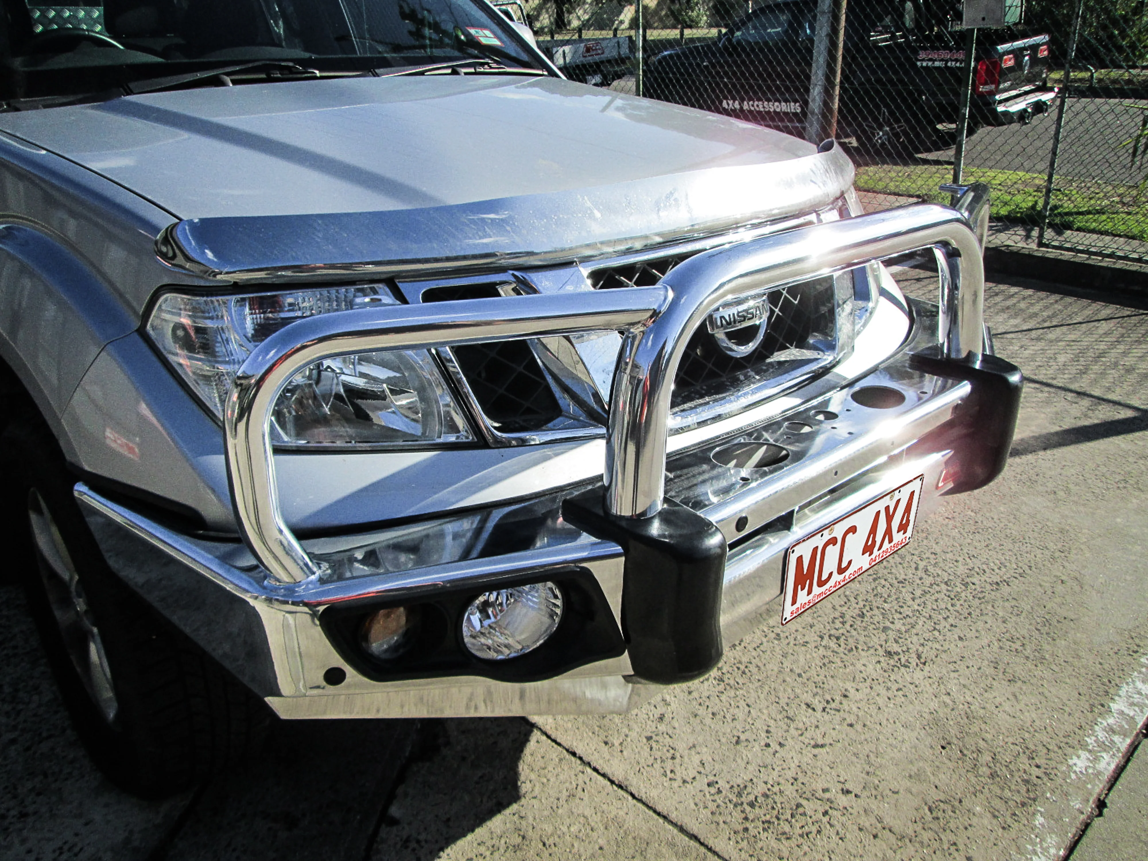 Navara D40 2005-2010 707-01A Alloy Falcon Bull Bar Triple Loops Package (LED Foglight) - SKU MCC-03006-701AW - Image 4