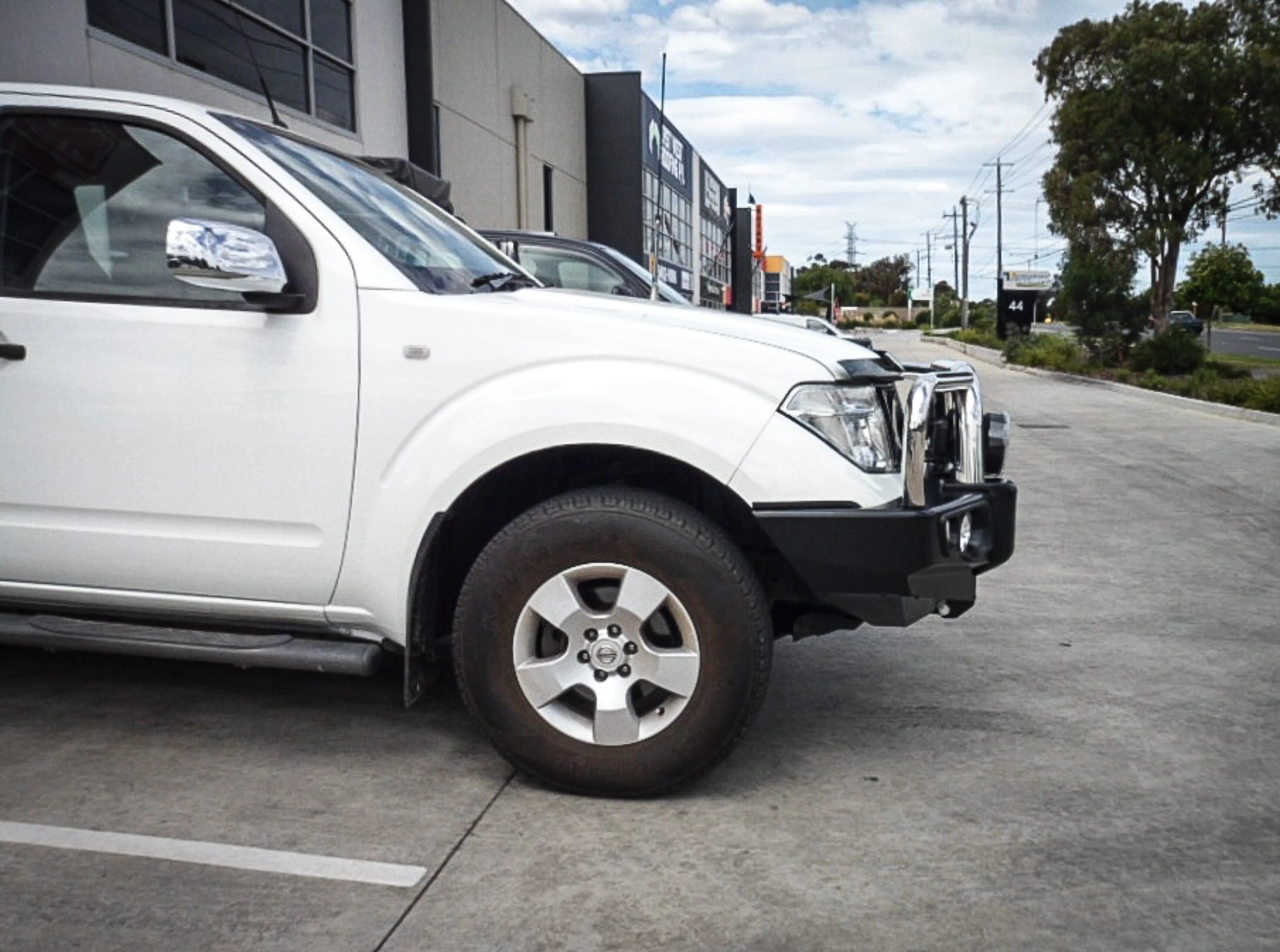 Navara D40 2005-2010 707-01 Falcon Bull Bar Triple Stainless Loops Package (No Foglight) - SKU MCC-03006-701UP - Image 5