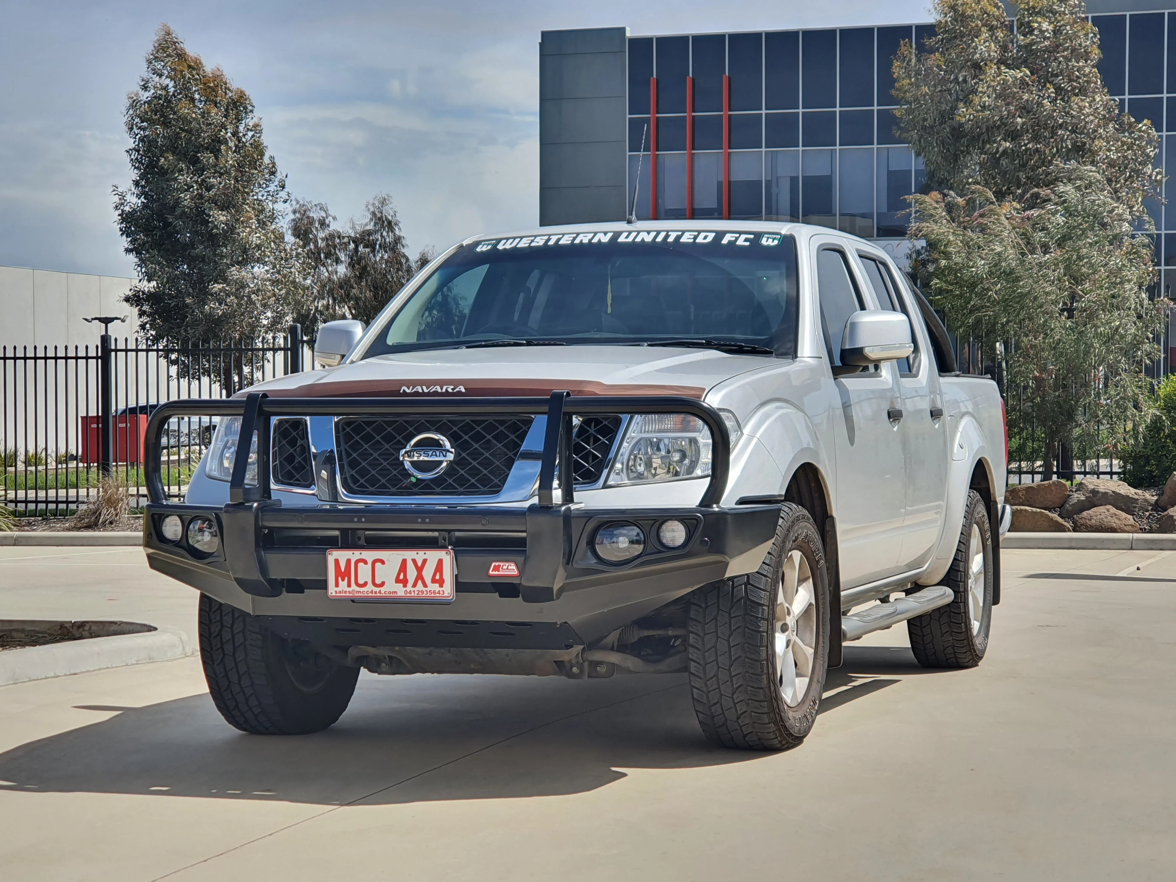 Navara D40 2005-2010 707-02 Falcon Bull Bar Black A-Frame Package (LED Foglight) - SKU MCC-03006-702FOGUP - Image 4