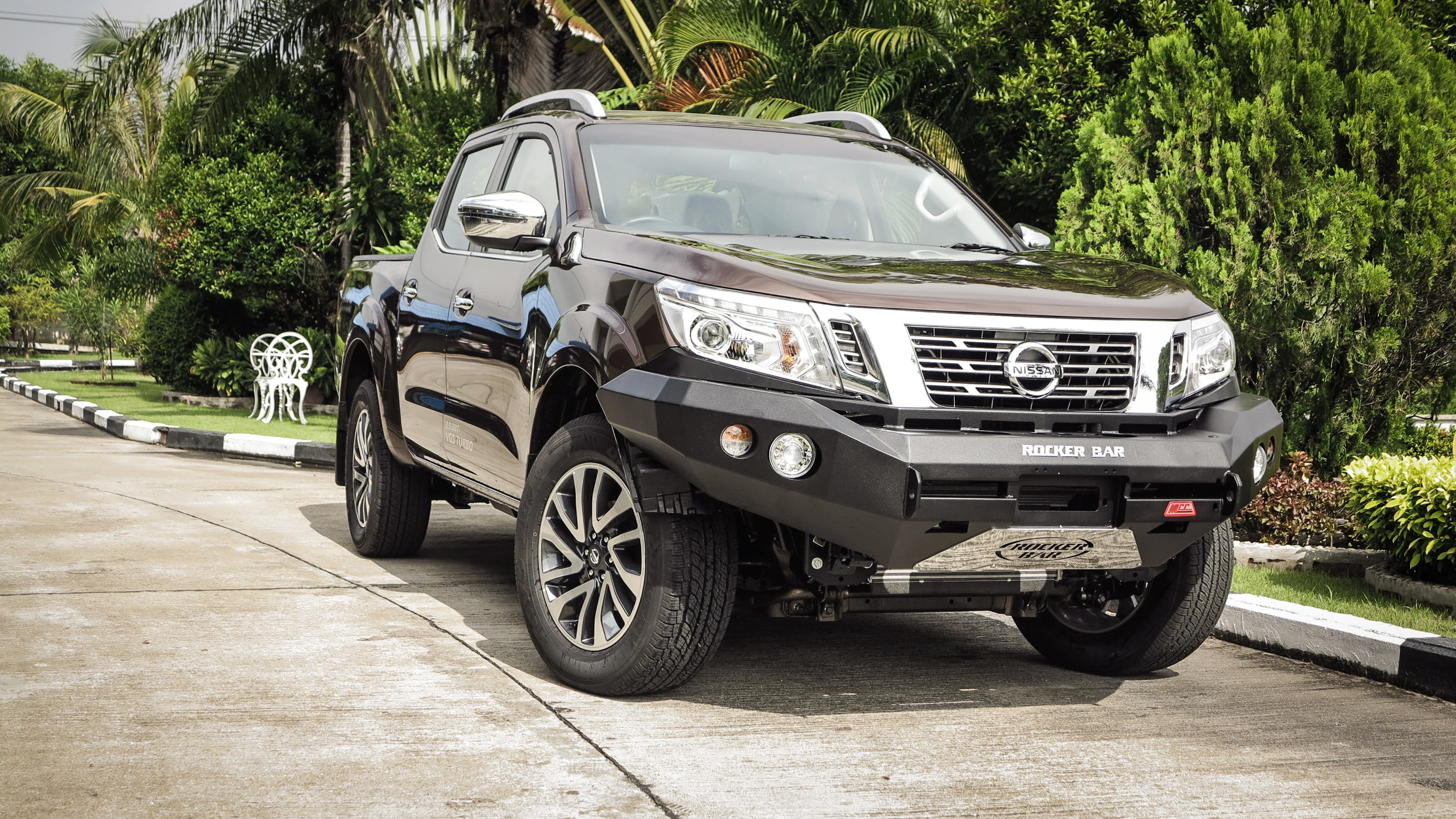 Navara NP300 2015-2020 078-01SQ Rocker Bull Bar No Loop Package - SKU MCC-03013-7801SQ - Image 2
