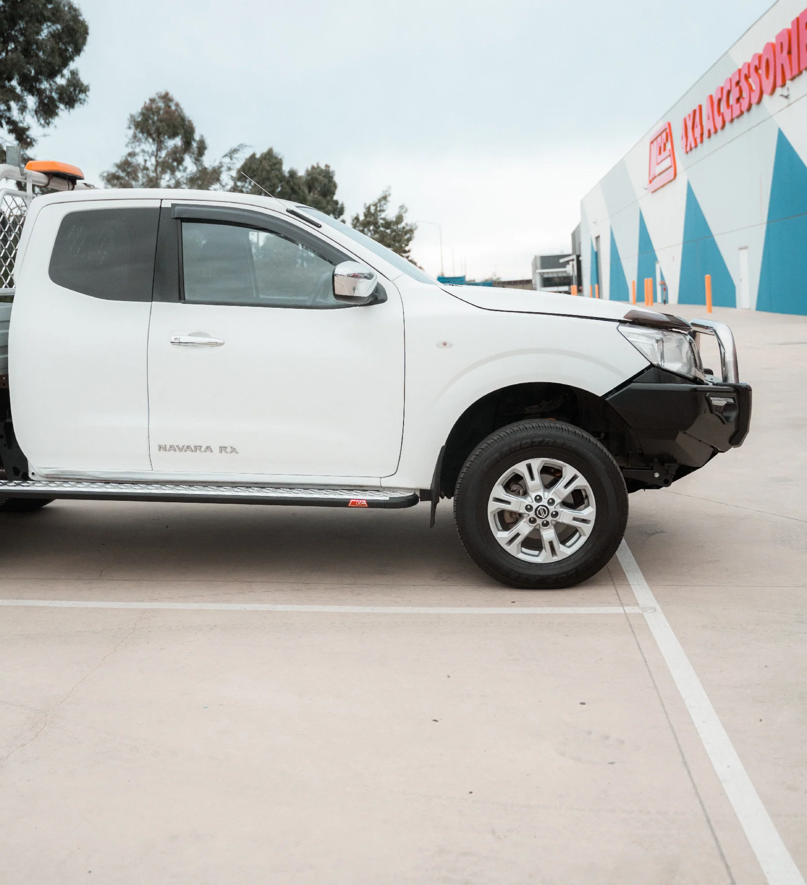 Navara NP300 2015-Present 309SBK Side Step Package (Sand Black) - SKU MCC-03013-309SBS - Image 4