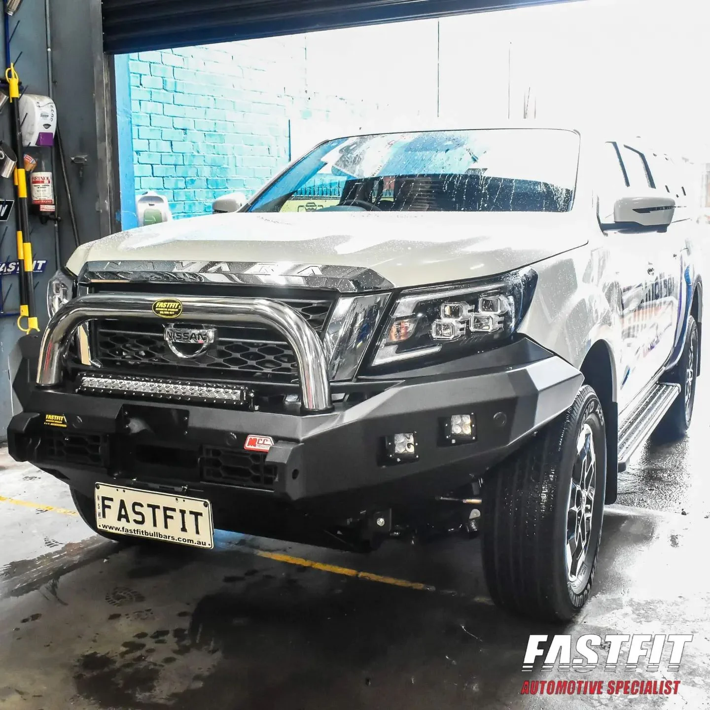 Navara Np300 2021-Present - 078-01SQSBL Rocker Bull Bar Single Sand Black Loop Package IEB Compatible (Intelligent Emergency Braking) - SKU MCC-03014-7801SQSBL - Image 2