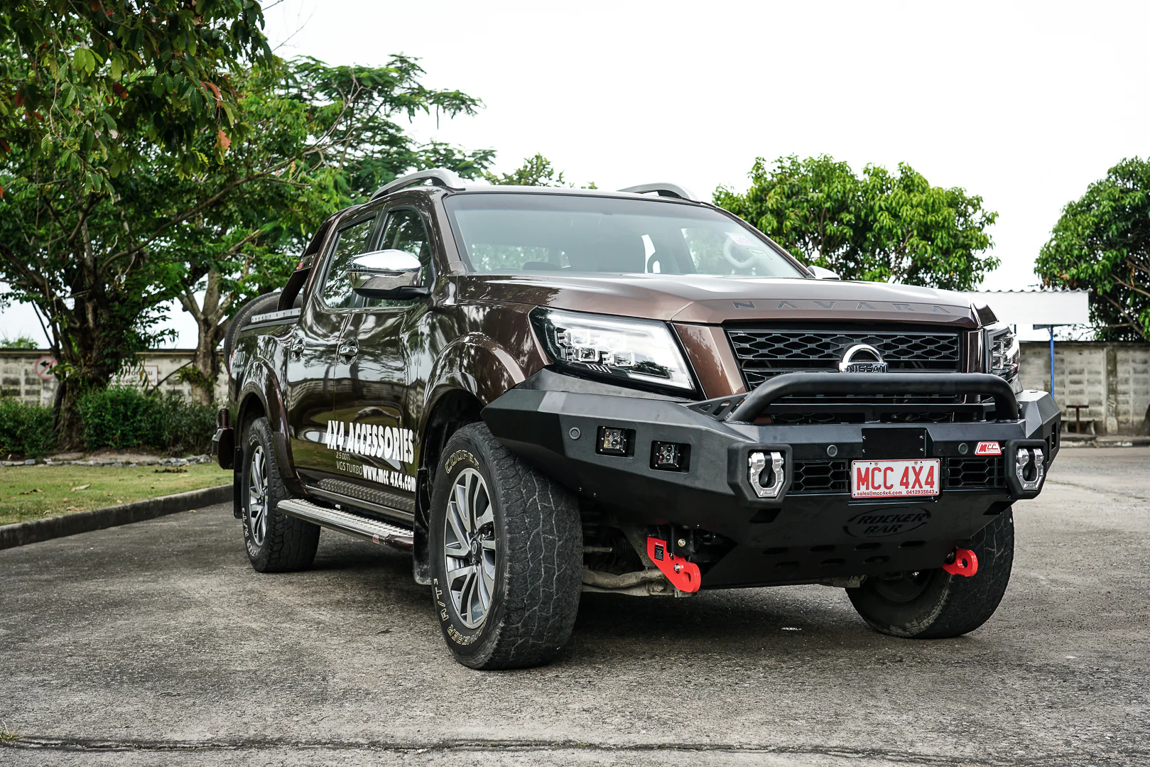 Navara Np300 2021-Present - 078-01SQL Rocker Bull Bar Single Low Loop Package IEB Compatible (Intelligent Emergency Braking) - SKU MCC-03014-7801SQL - Image 2