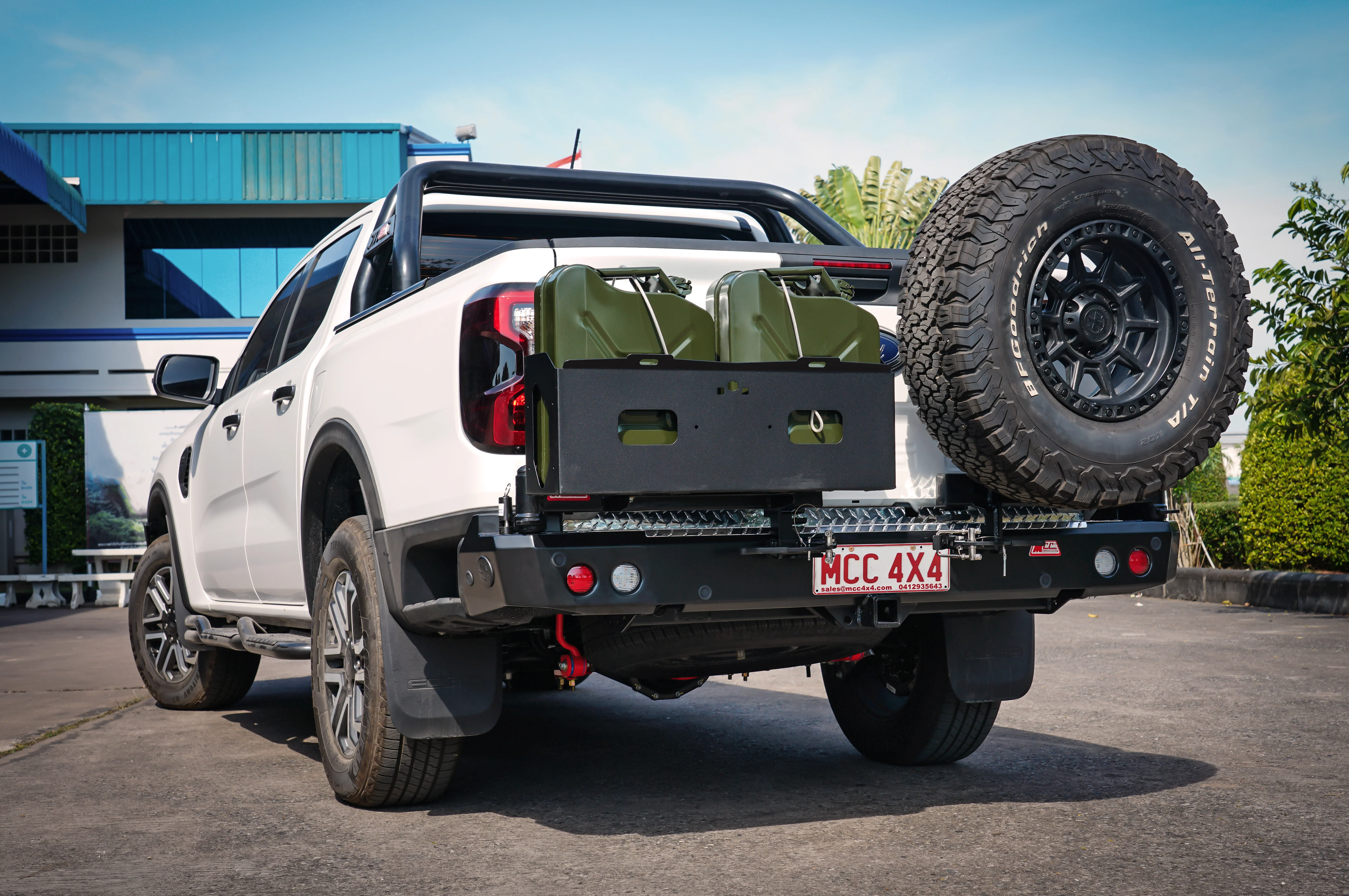 New Ranger 2022-On - 022-02 Rear Wheel Carrier Double Jerry Can Holder Package - SKU MCC-05010-202PK3 - Image 14