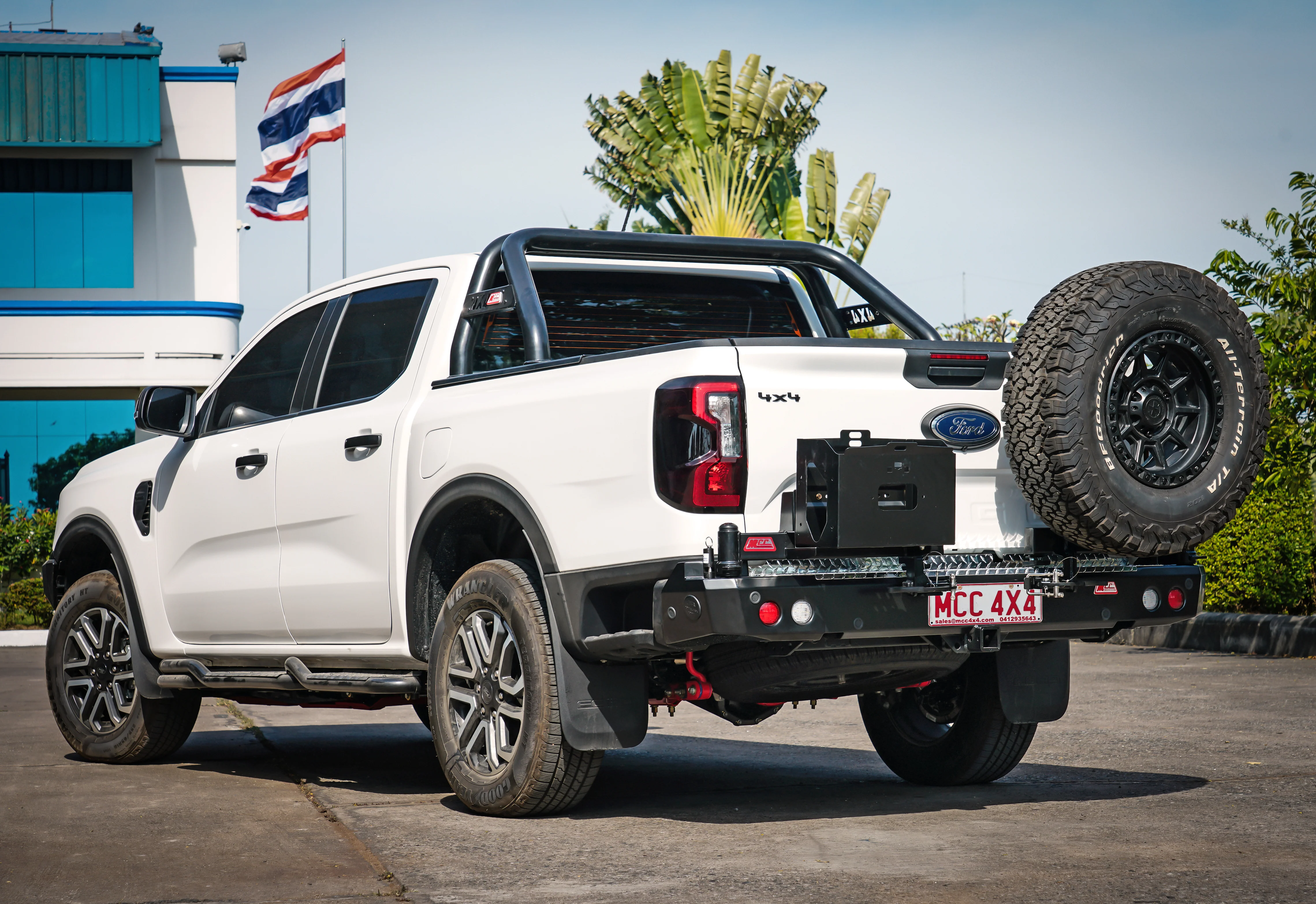 New Ranger 2022-On - 022-02 Rear Wheel Carrier Single Jerry Can Holder Package - SKU MCC-05010-202PK2 - Image 4