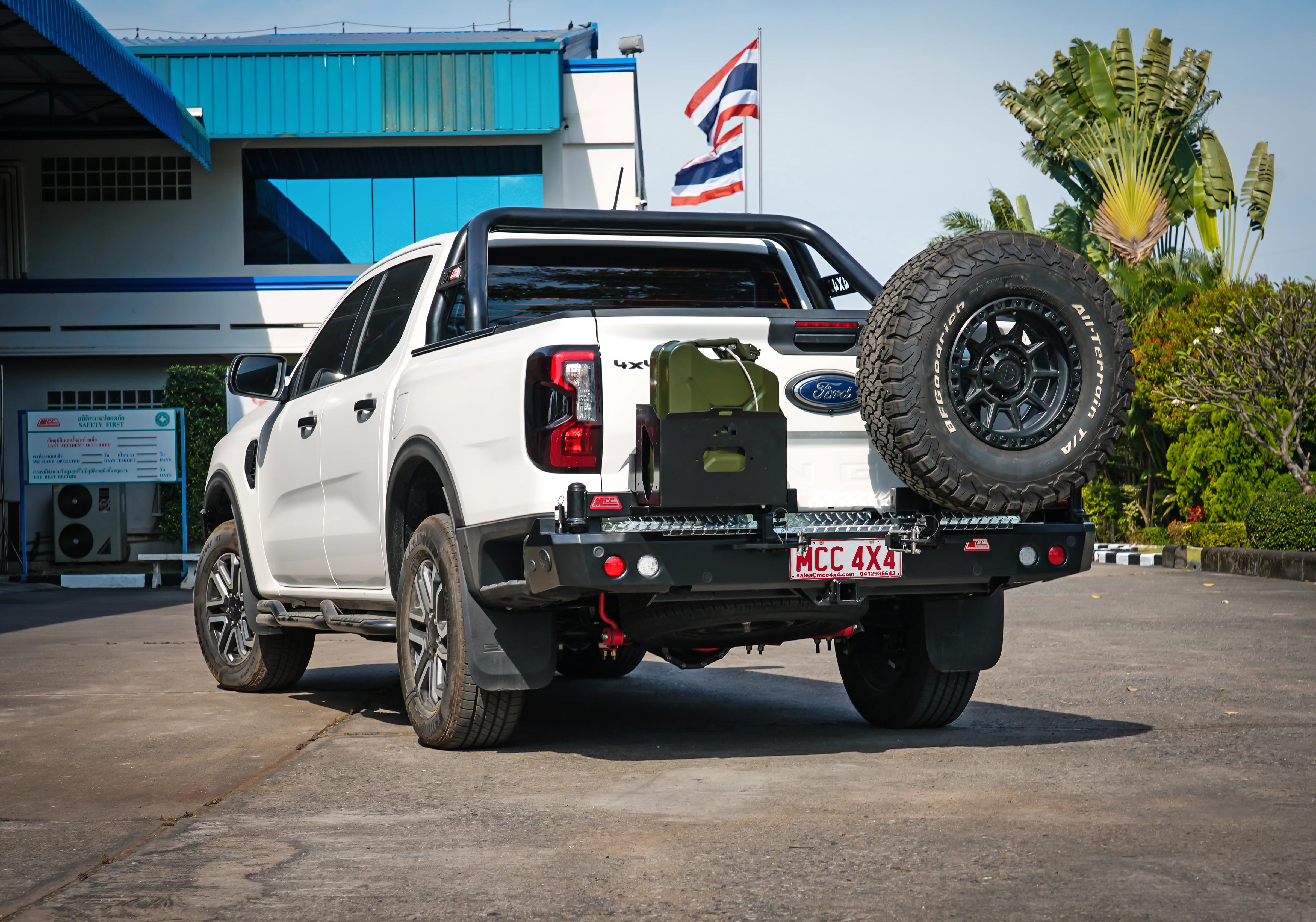 New Ranger 2022-On - 022-02 Rear Wheel Carrier Single Jerry Can Holder Package - SKU MCC-05010-202PK2 - Image 9