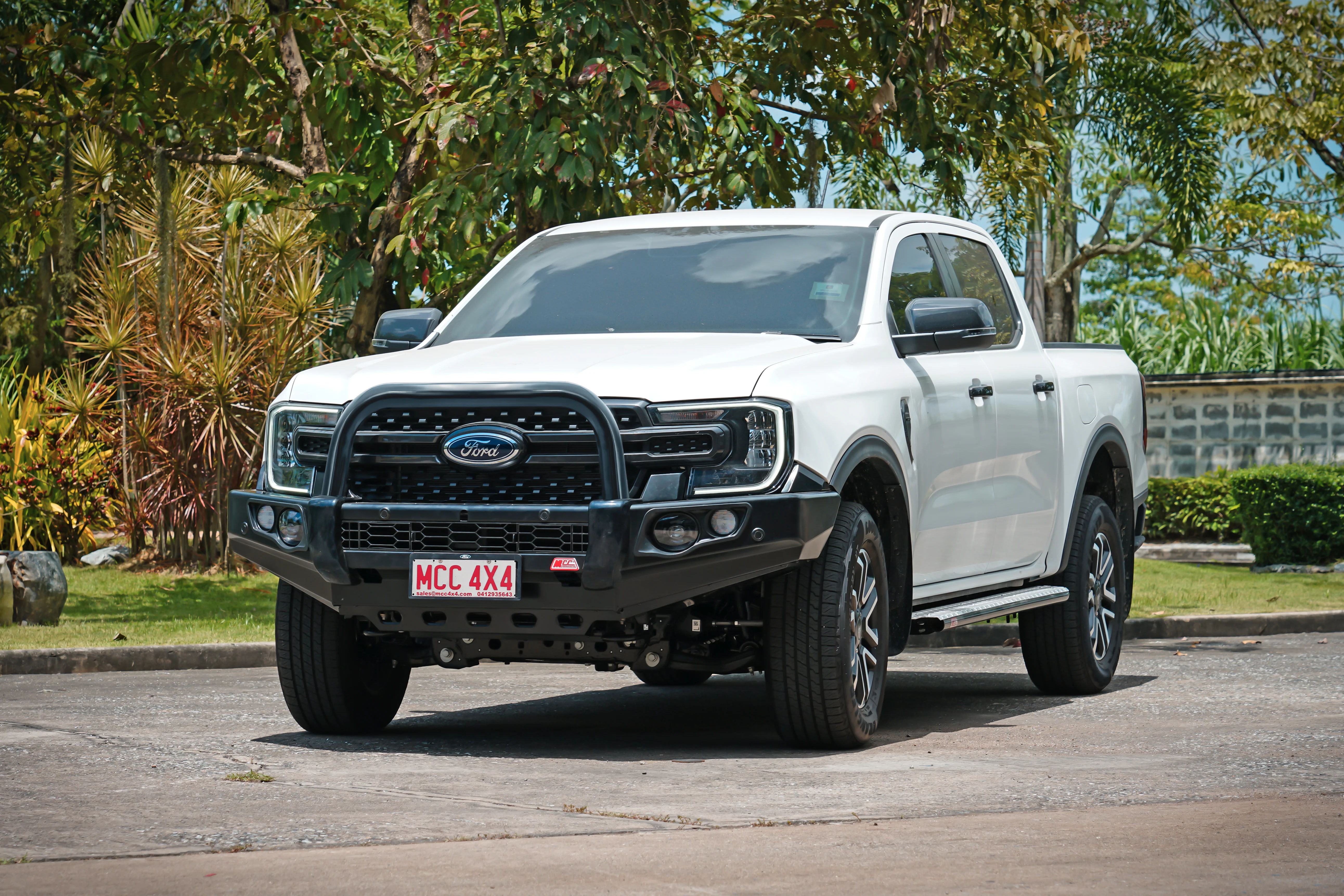 Next-Gen Ranger/Everest 2022-On - 707-01 Falcon Bull Bar Single Black Loop Package (LED Foglight) - SKU MCC-05010-701SBLFOG - Image 5