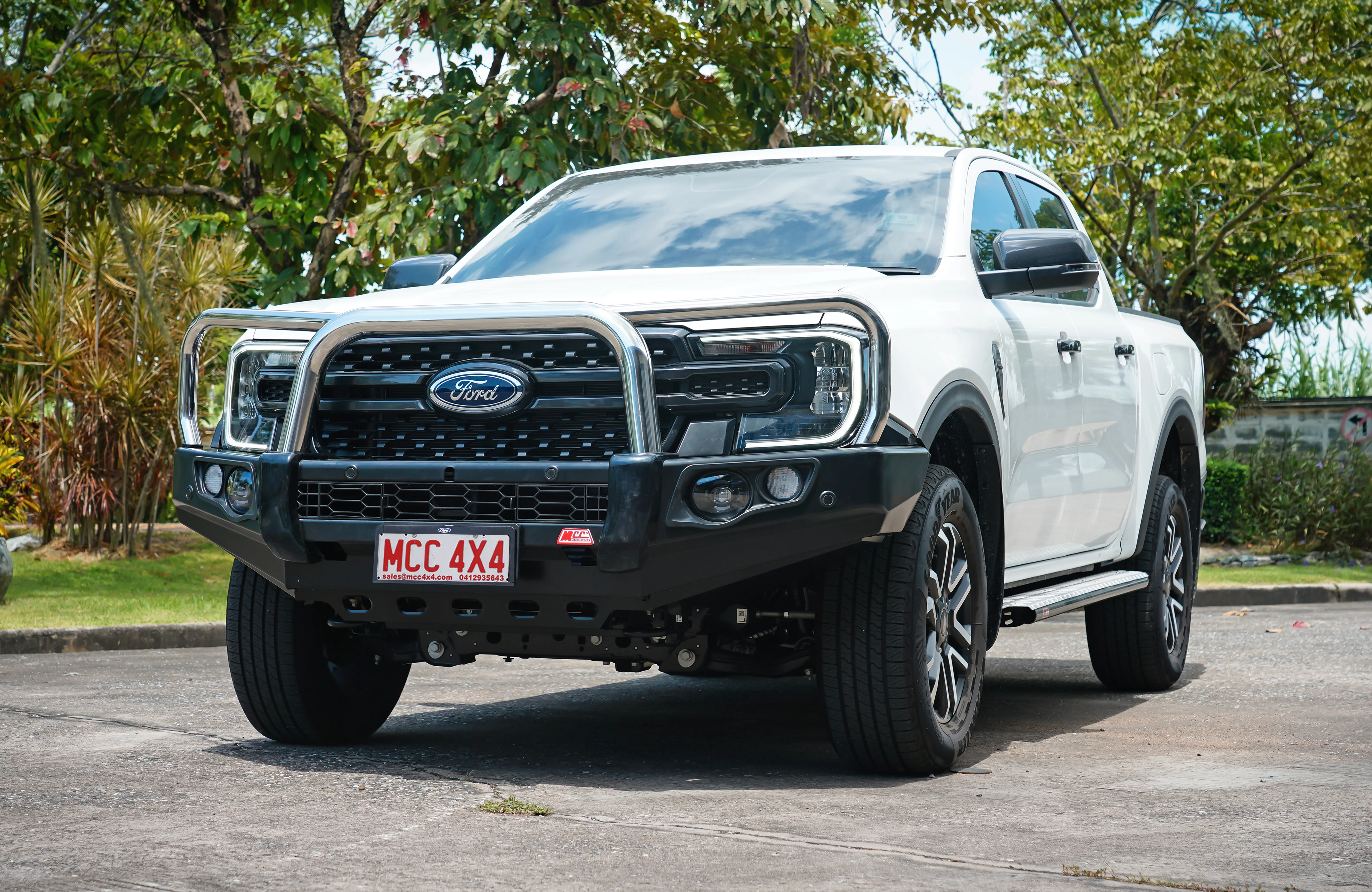 Next-Gen Ranger/Everest 2022-On - 707-01 Falcon Bull Bar Triple Stainless Loops Package (No Foglight) - SKU MCC-05010-701UP - Image 4