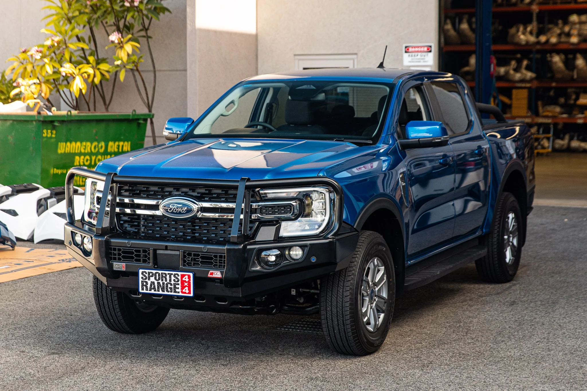 Next-Gen Ranger/Everest 2022-On - 707-02 Falcon Bull Bar Black A-Frame Package (LED Foglight) - SKU MCC-05010-702FOGUP - Image 6