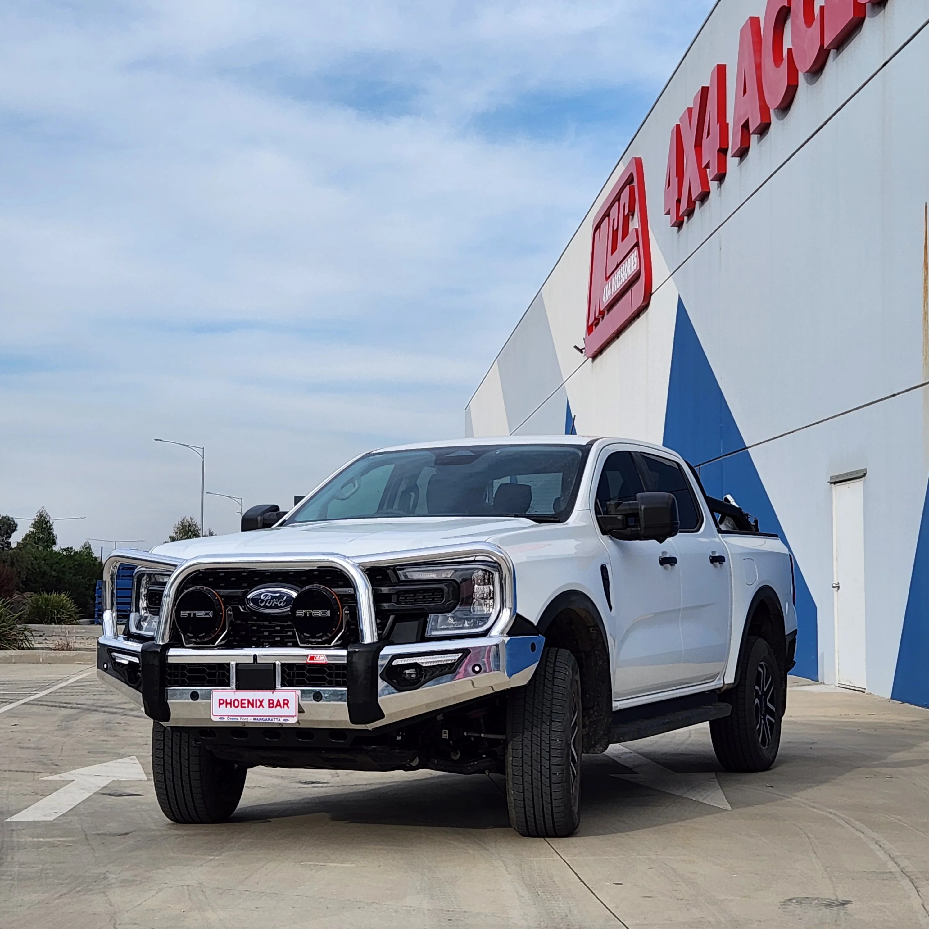 Next-Gen Ranger 2022-On - 808-01A Alloy Phoenix Bull Bar Triple Loops Package - SKU MCC-05010-801AW - Image 4