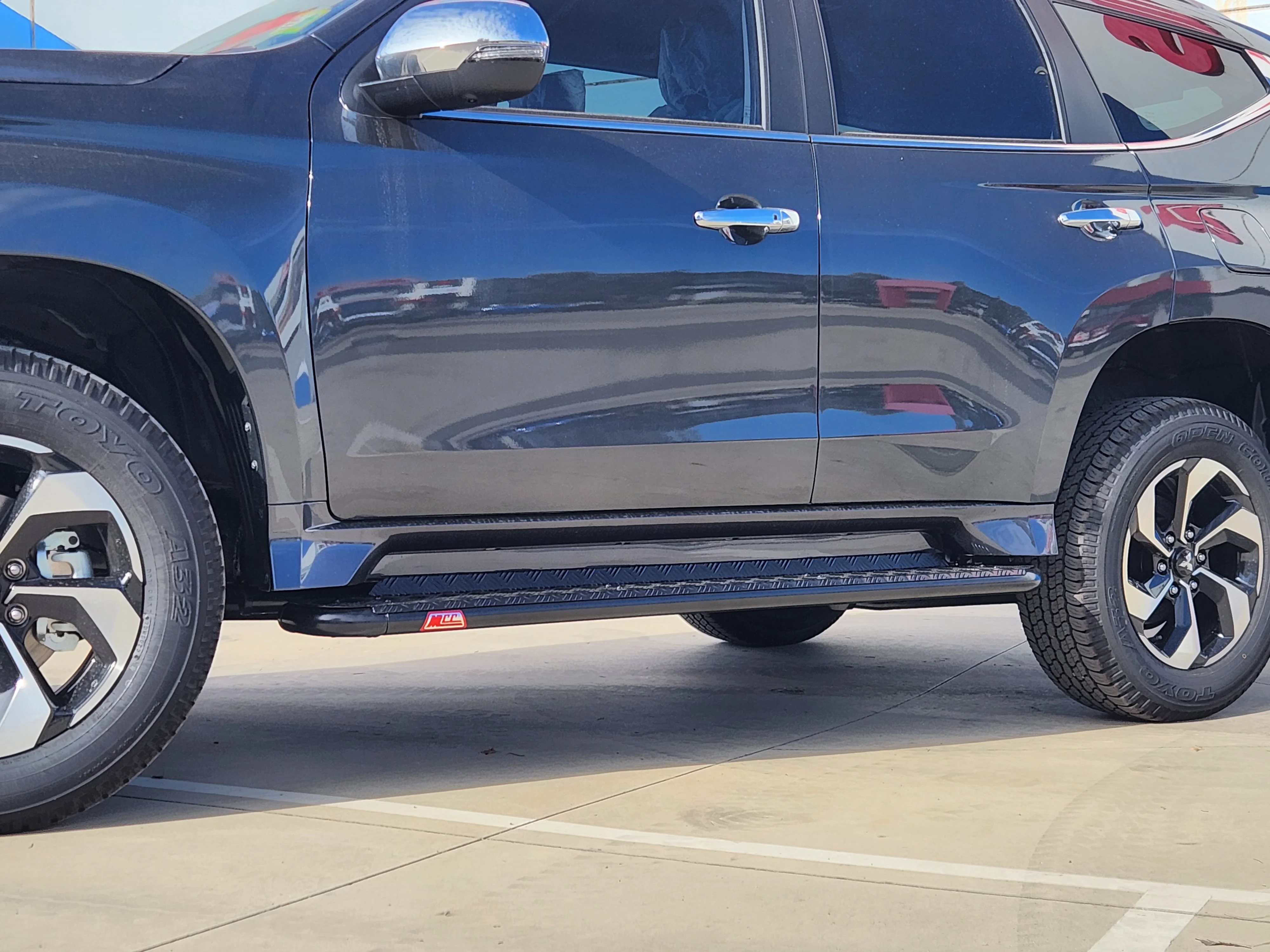Pajero Sport QE QF QG 2015-2024 309BSBK All Black Side Step Package - SKU MCC-02010-309BSBK - Image 6