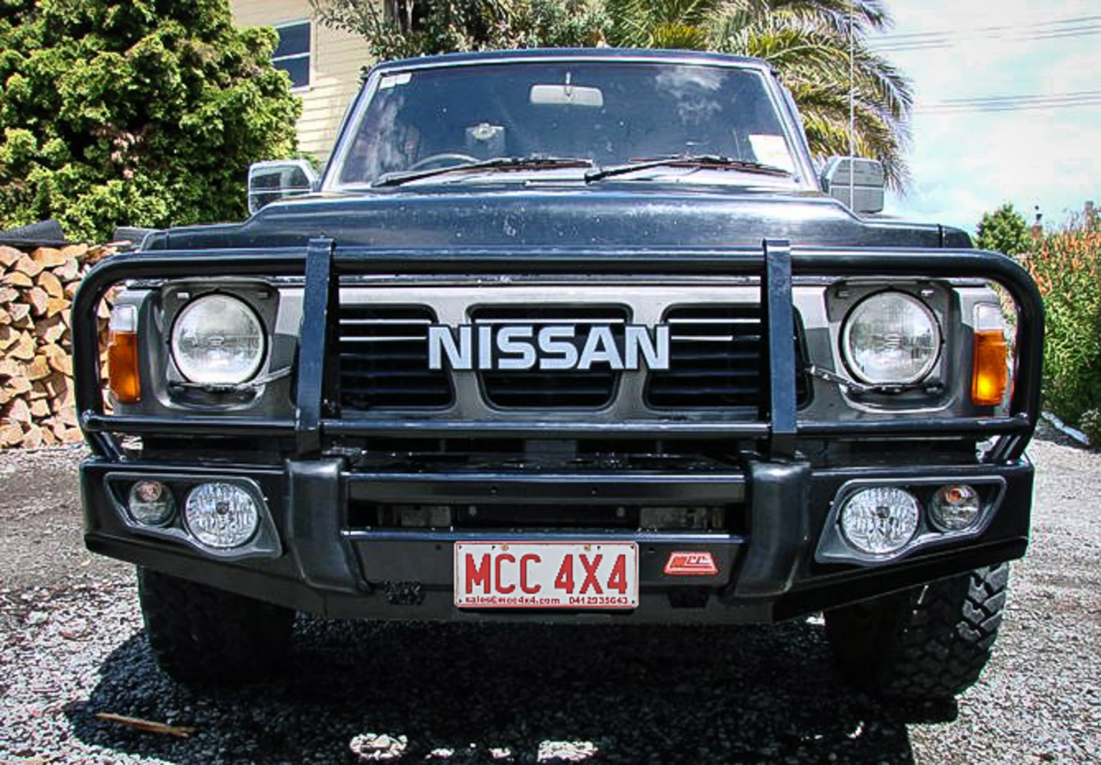 Patrol GQ (Wagon) 1987-1997 707-02 Falcon Bull Bar Black A-Frame Package (LED Foglight) - SKU MCC-03001-702FOG - Image 2