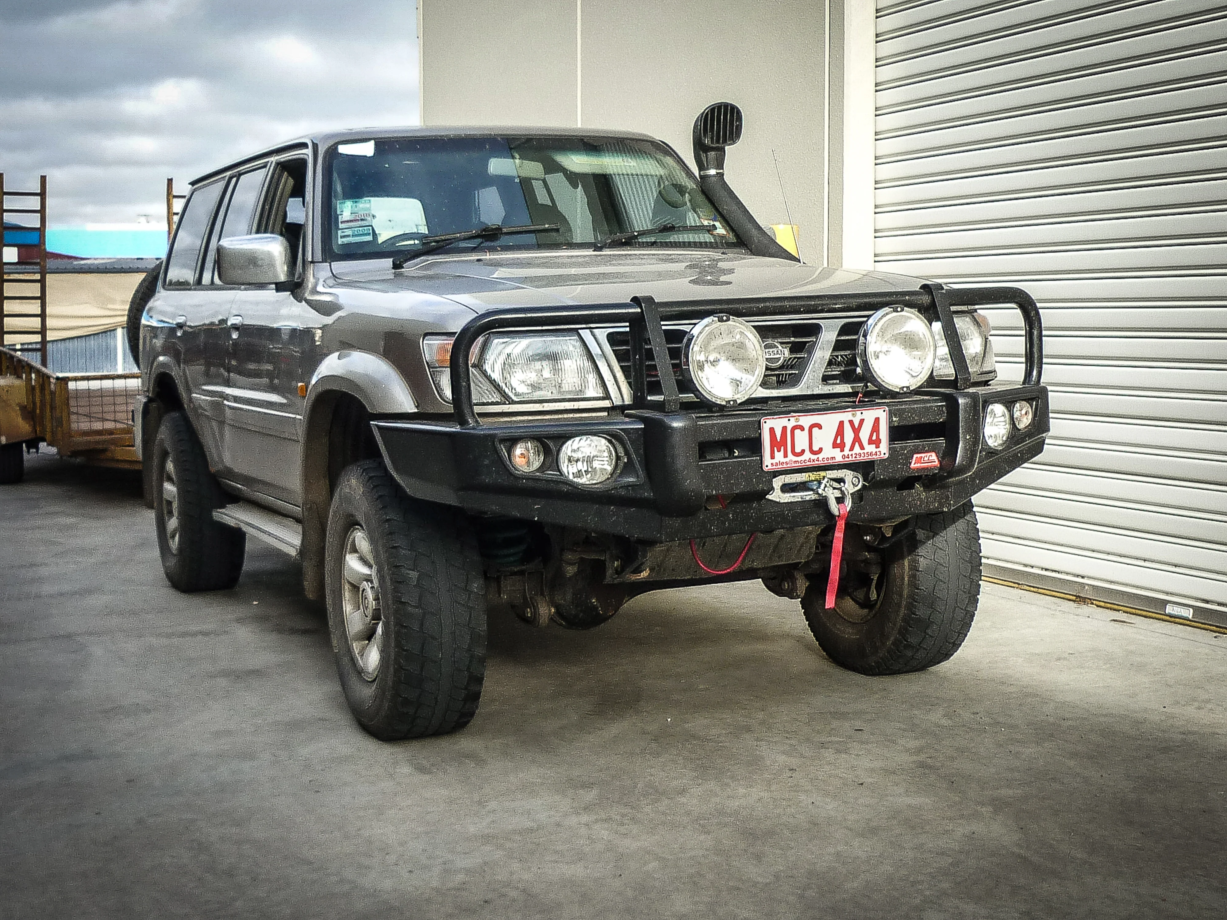Patrol Y61 1997-2005 707-02 Falcon Bull Bar Black A-Frame Package (LED Foglight) - SKU MCC-03003-702FOGUP - Image 2