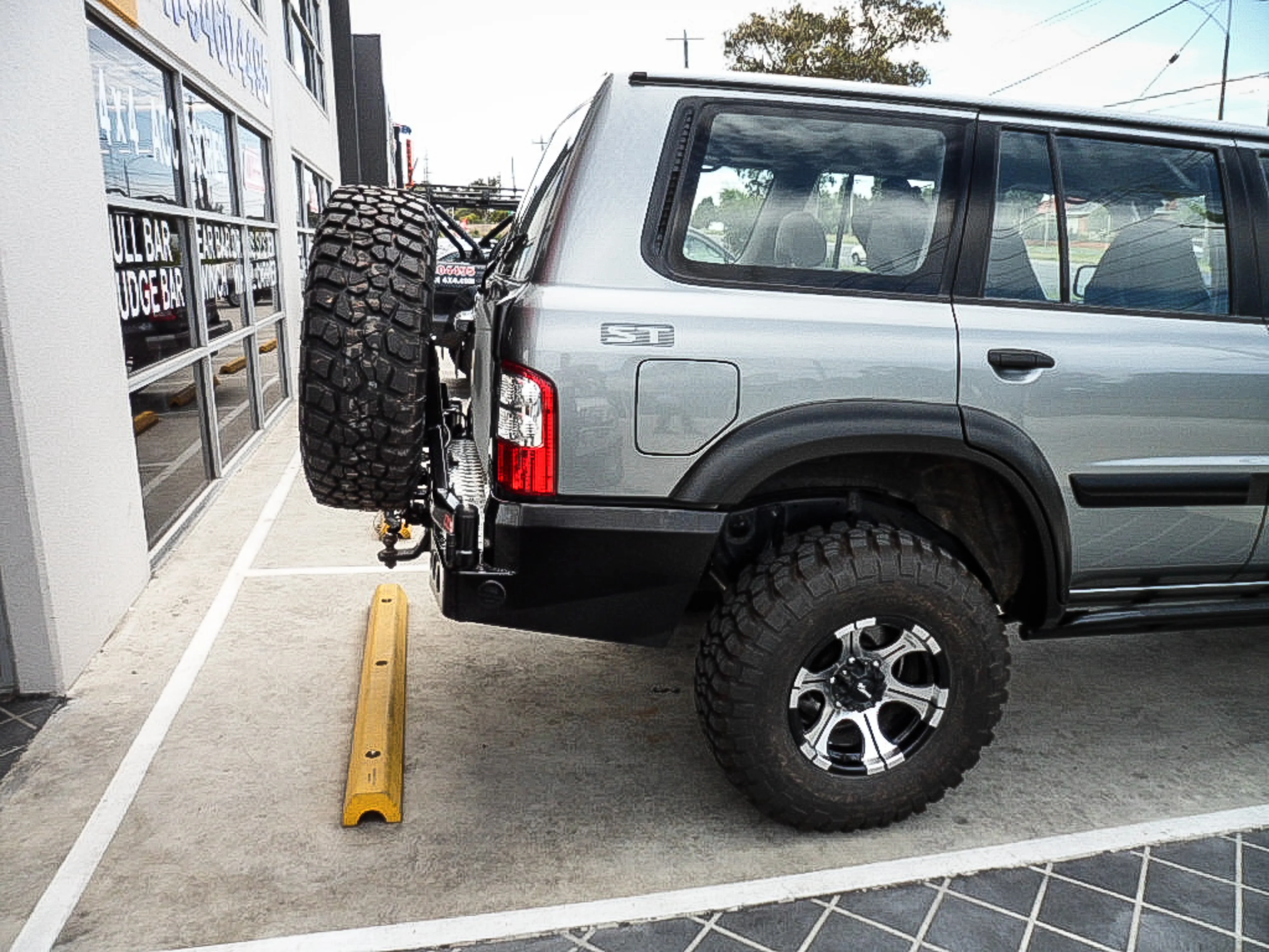 Patrol Y61 1997-2005 022-02 Rear Wheel Carrier Single Jerry Can Holder Package - SKU MCC-03003-202PK2 - Image 4