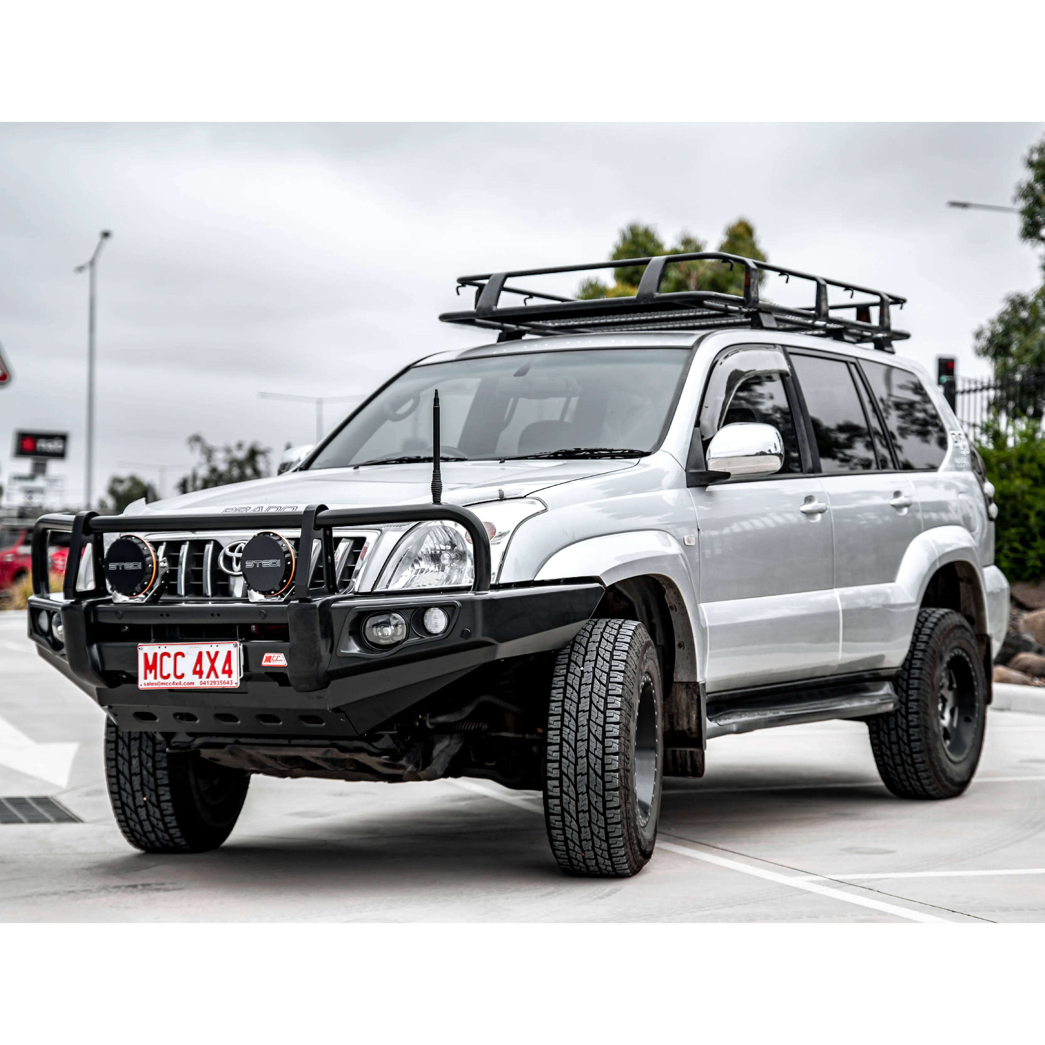 Prado 120 2002-2009 707-02 Falcon Bull Bar Black A-Frame Package (No Foglight) - SKU MCC-01010-702UP - Image 4