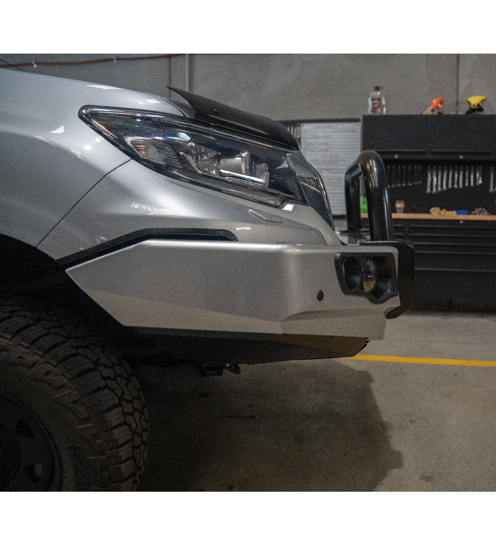 Prado 150 facelift 2017-Current 707-01 Falcon Bull Bar Single Black Loop Package (LED Foglight) - SKU MCC-01020-701SBLFOG - Image 5