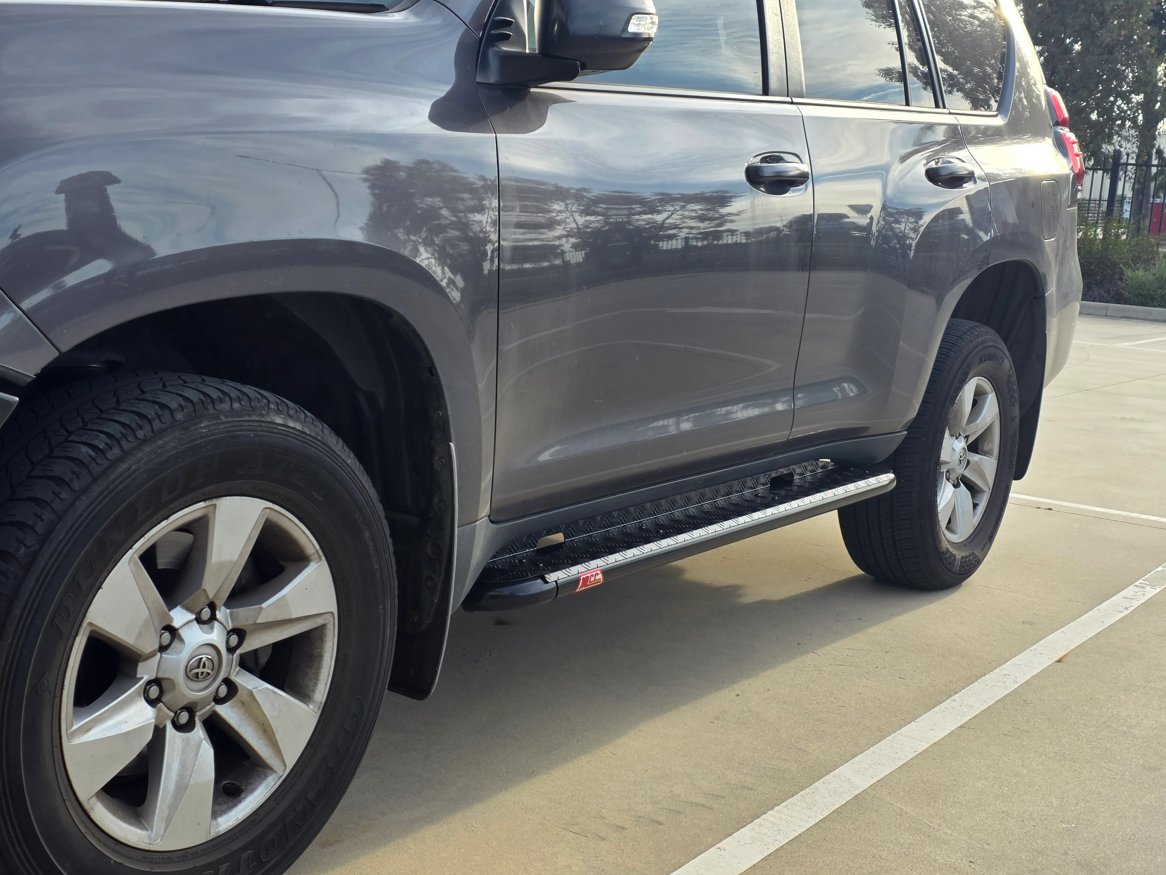 Prado 150 facelift 2017-Current 309BSBK All Black Side Step Package - SKU MCC-01020-309BSBK - Image 3