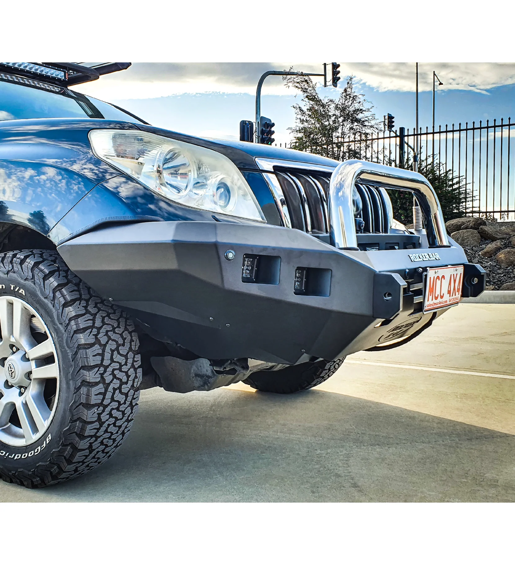 Prado 150 prefacelift 2009-2017 078-01SQSSL Rocker Bull Bar Single Stainless Loop Package - SKU MCC-01011-7801SQSSL - Image 5