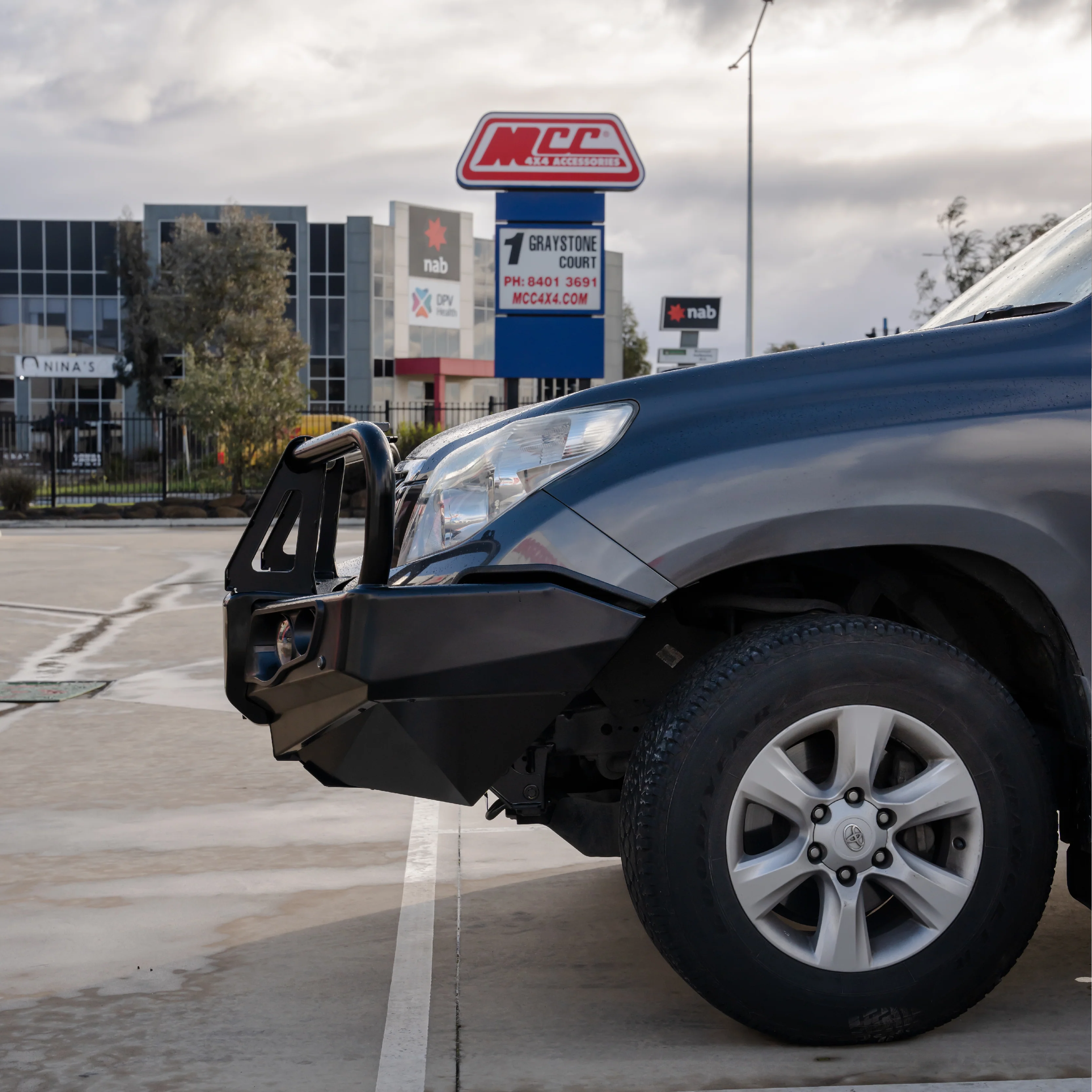 Prado 150 prefacelift 2009-2017 707-02 Falcon Bull Bar Black A-Frame Package (LED Foglight) - SKU MCC-01011-702FOGUP - Image 5