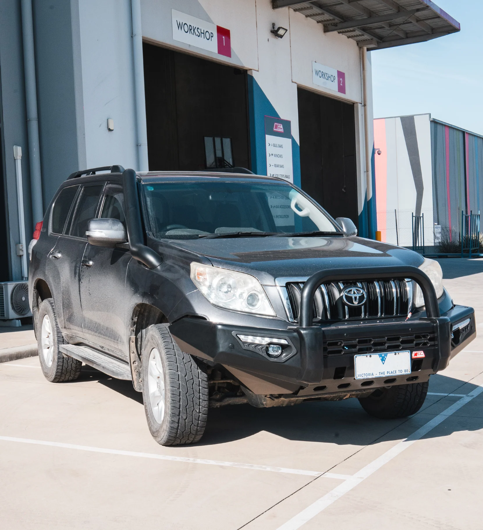 Prado 150 prefacelift 2009-2017 808-01 Phoenix Bull Bar Single Black Loop Package - SKU MCC-01011-801SBL - Image 2