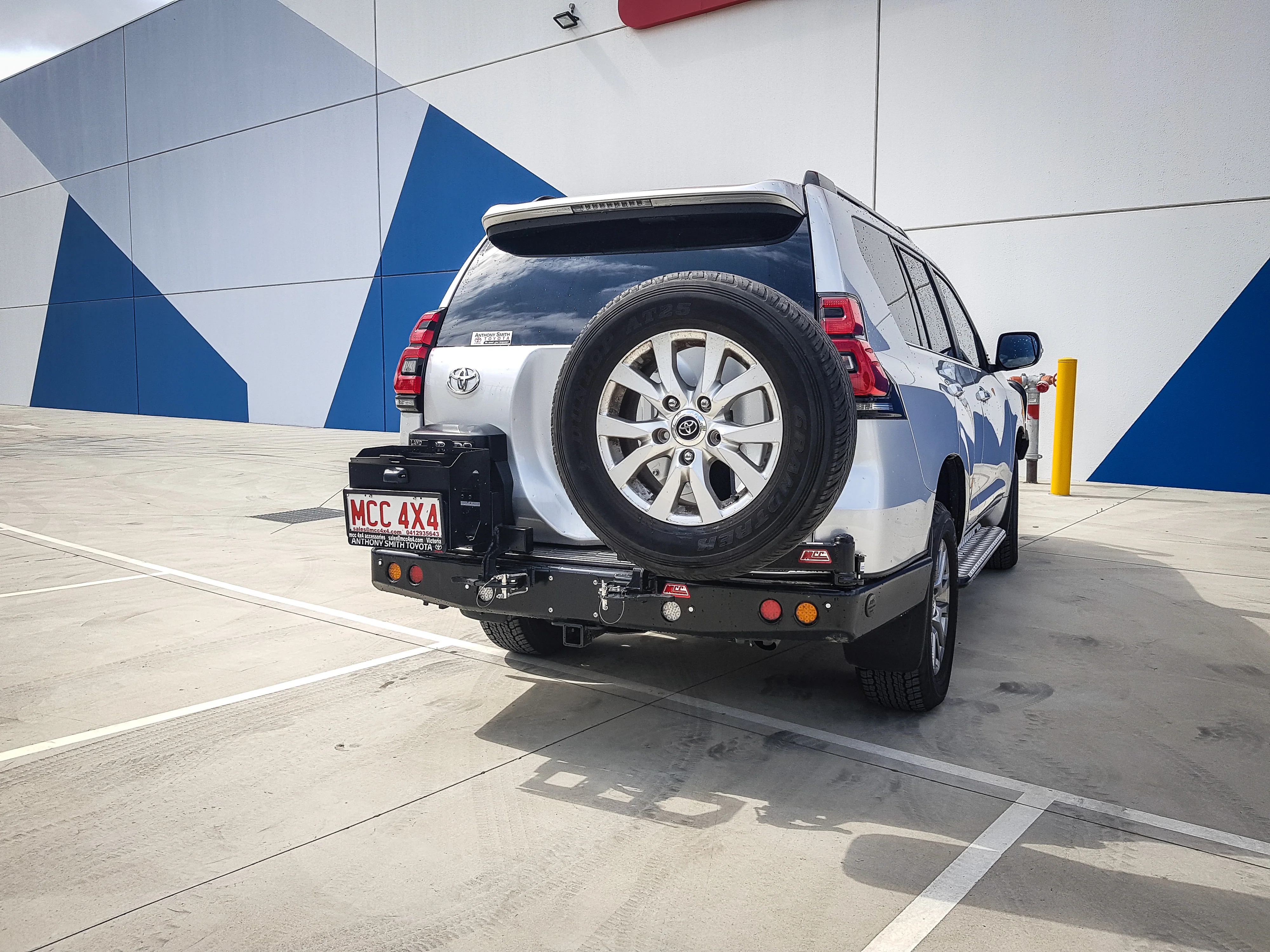 Prado 150 prefacelift 2009-2017  022-02 Rear Wheel Carrier Single Jerry Can Holder Package - SKU MCC-01011-202PK2 - Image 3