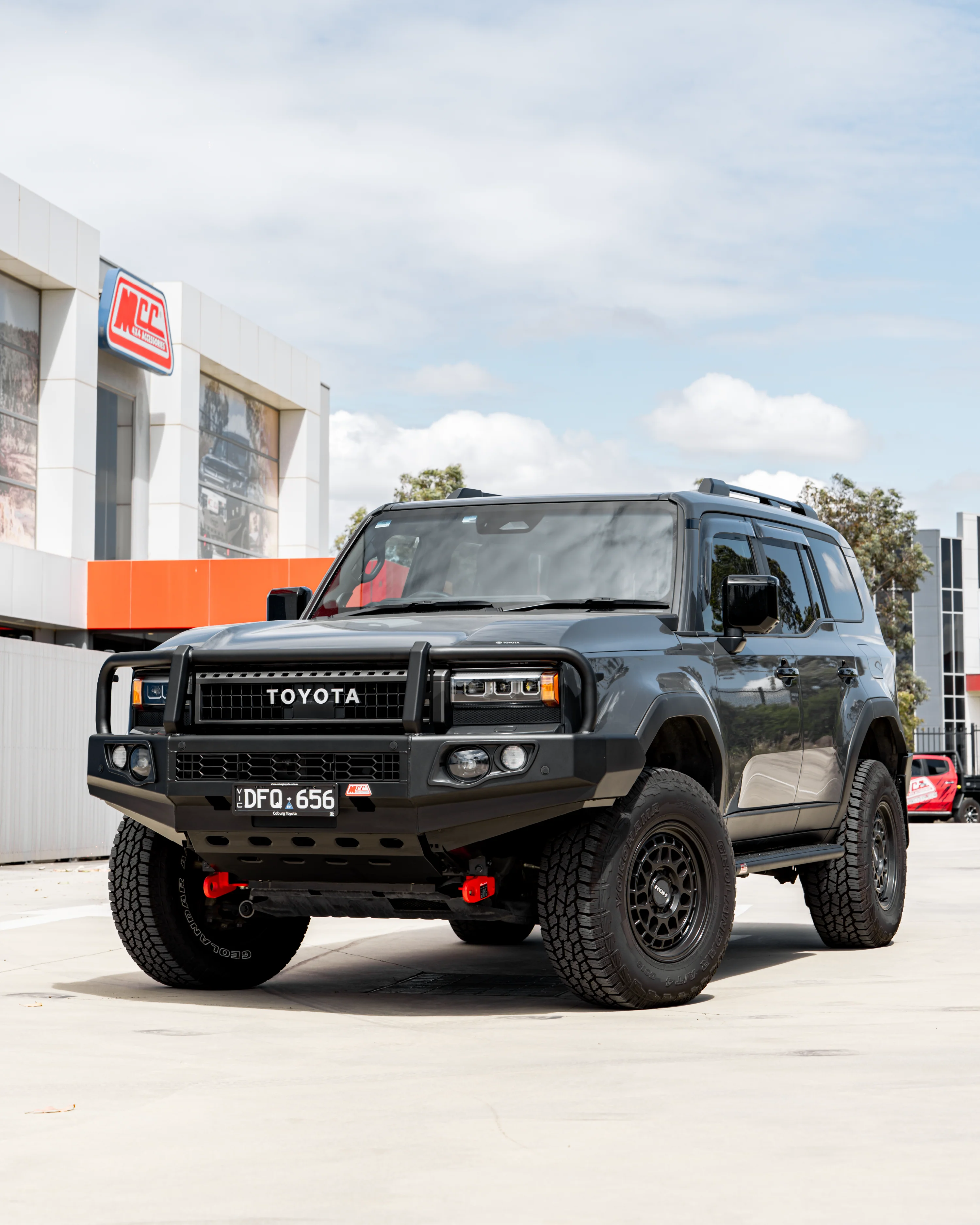 Prado 250 2025-On (With Fog) 707-02 Falcon Bull Bar Black A-Frame Package (LED Foglight) (Sand Black) - Image 2