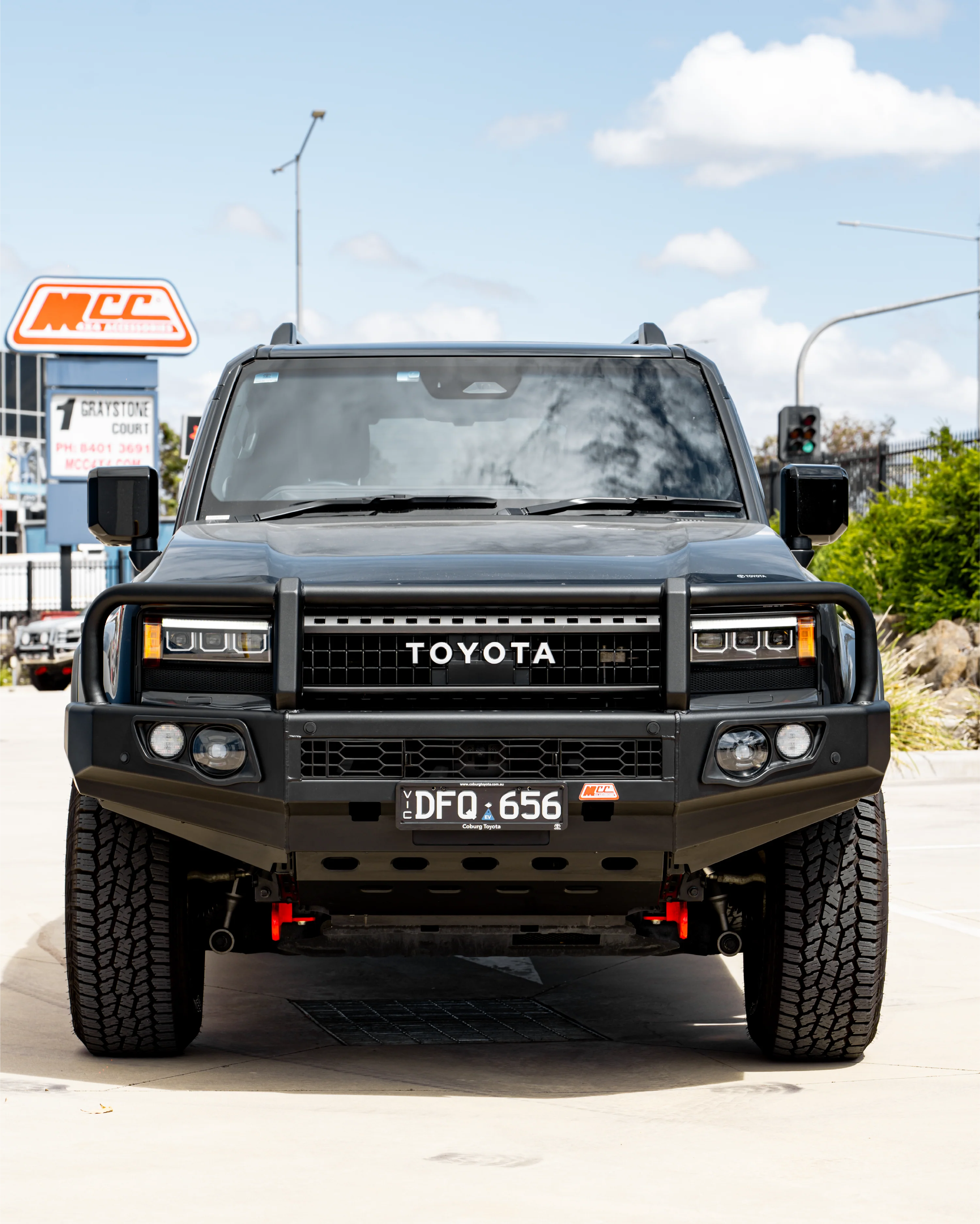 Prado 250 2025-On (With Fog) 707-02 Falcon Bull Bar Black A-Frame Package (LED Foglight) (Sand Black) - Image 3