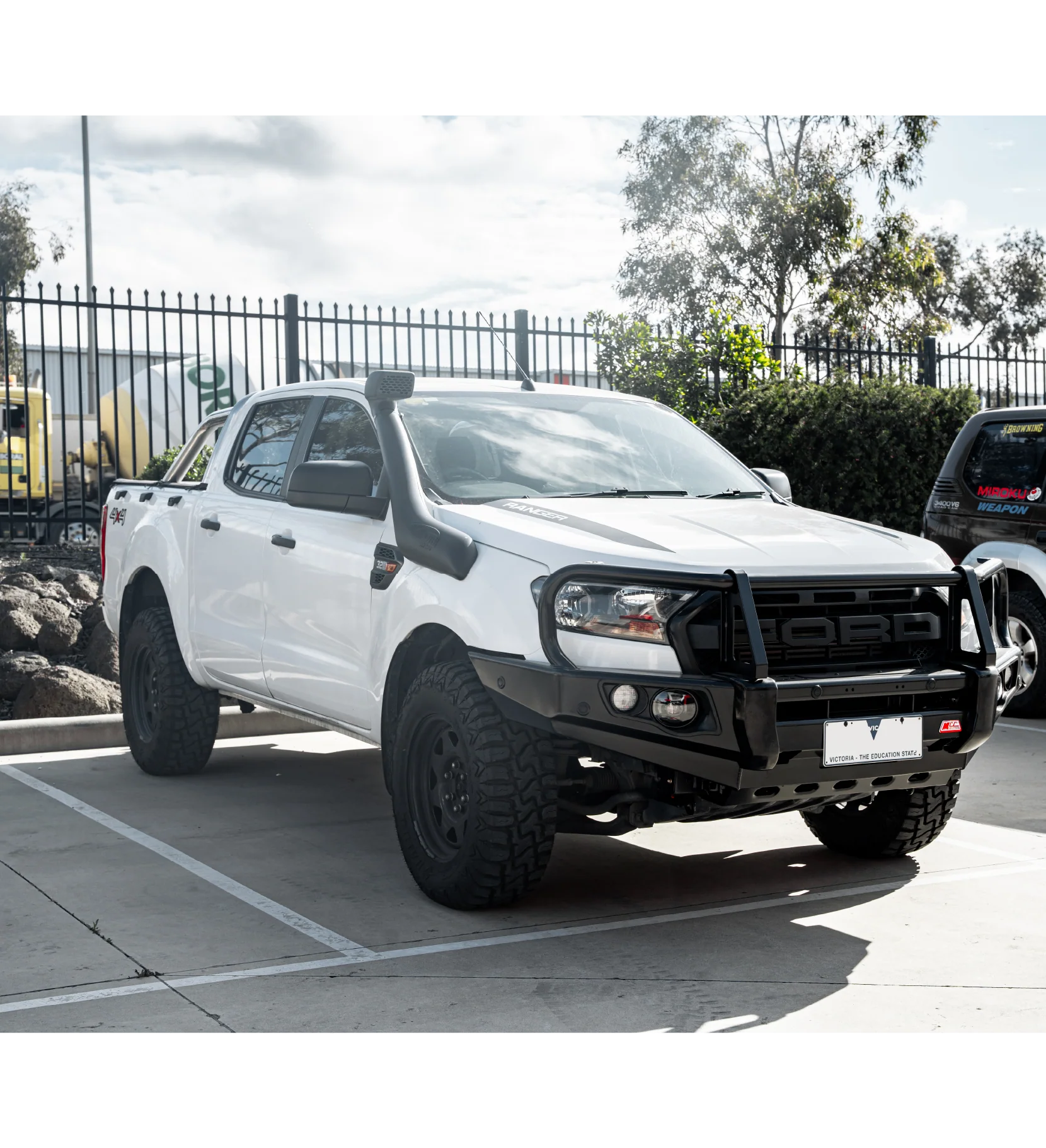 Ranger/Everest Non Tech MK 2 Mk 3 2016-2021 707-02 Falcon Bull Bar Black A-Frame Package (LED Foglight) - SKU MCC-05006-702FOGUP - Image 2