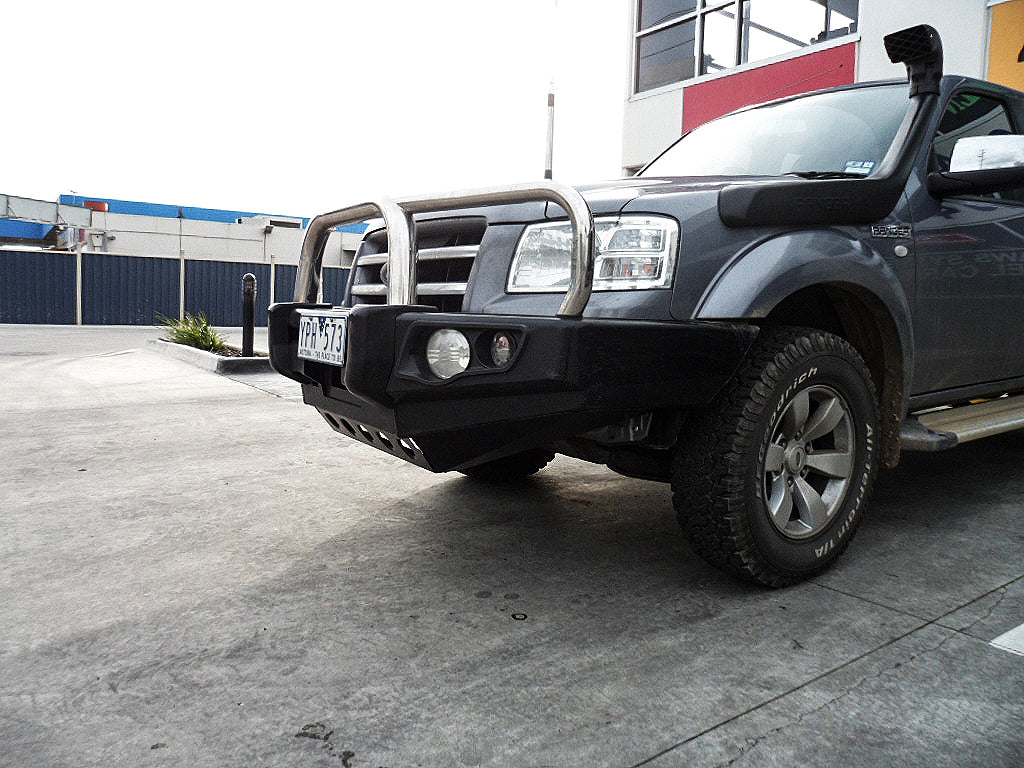 Ranger PJ 2007-2009 707-01 Falcon Bull Bar Triple Stainless Loops Package (LED Foglight) - SKU MCC-05001-701FOGUP - Image 4