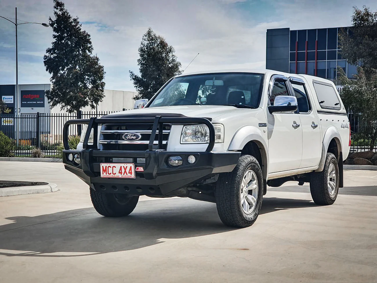 Ranger PJ 2007-2009 707-02 Falcon Bull Bar Black A-Frame Package (LED Foglight) - SKU MCC-05001-702FOGUP - Image 4