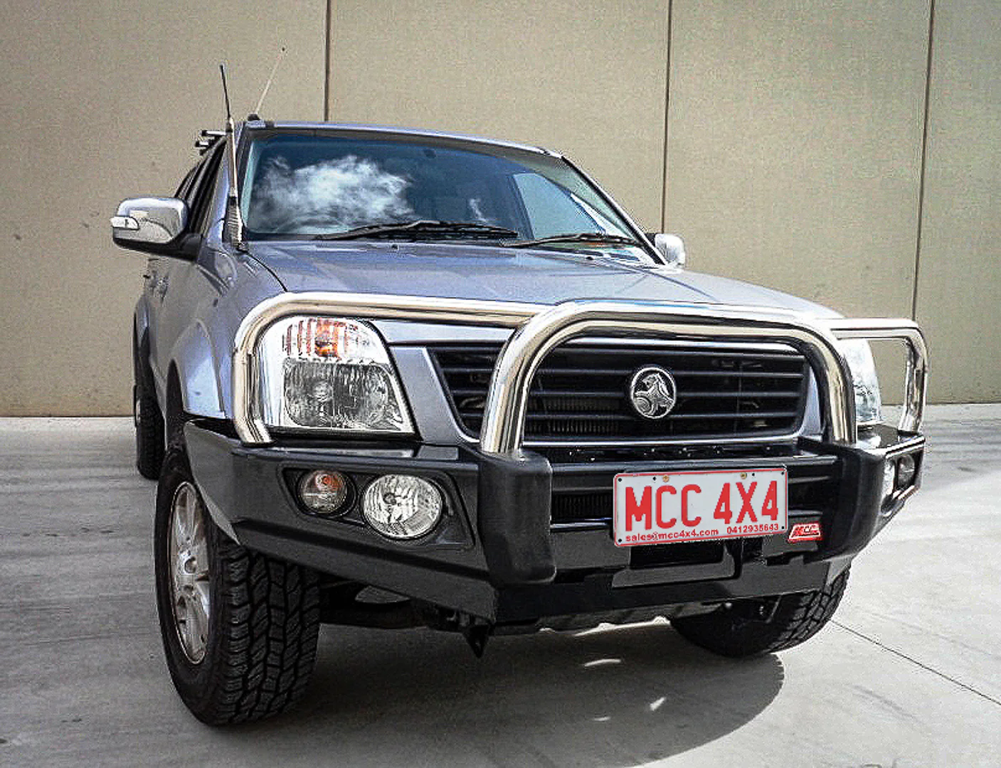 Dmax 2003-2006/ Holden Rodeo RA - 707-01 Falcon Bull Bar Triple Stainless Loops Package (LED Foglight) - SKU MCC-07001-701FOGUP - Image 2