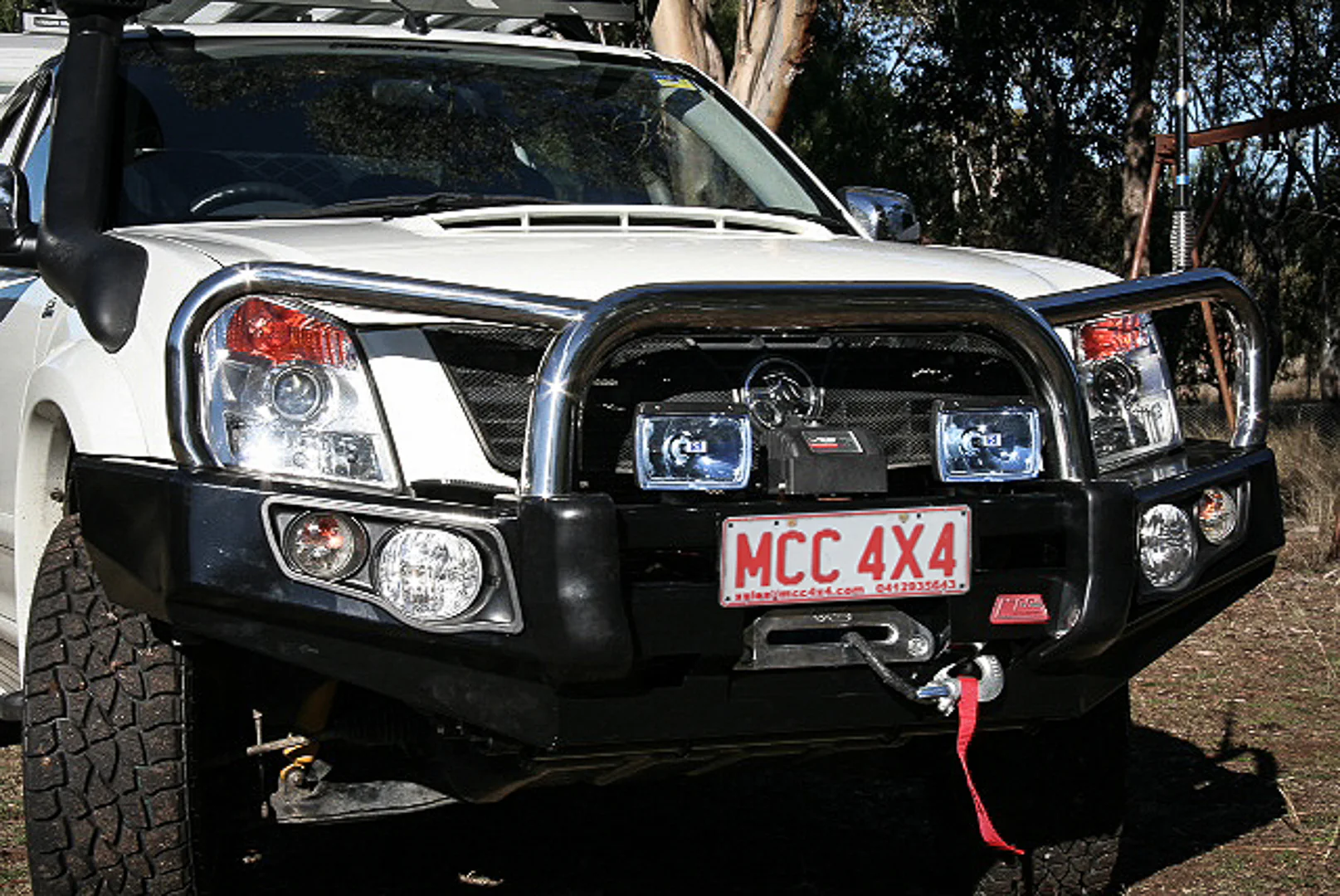 Dmax 2007-2011/ Holden RA7 - 707-01 Falcon Bull Bar Triple Stainless Loops Package (No Foglight) - SKU MCC-07002-701UP - Image 2