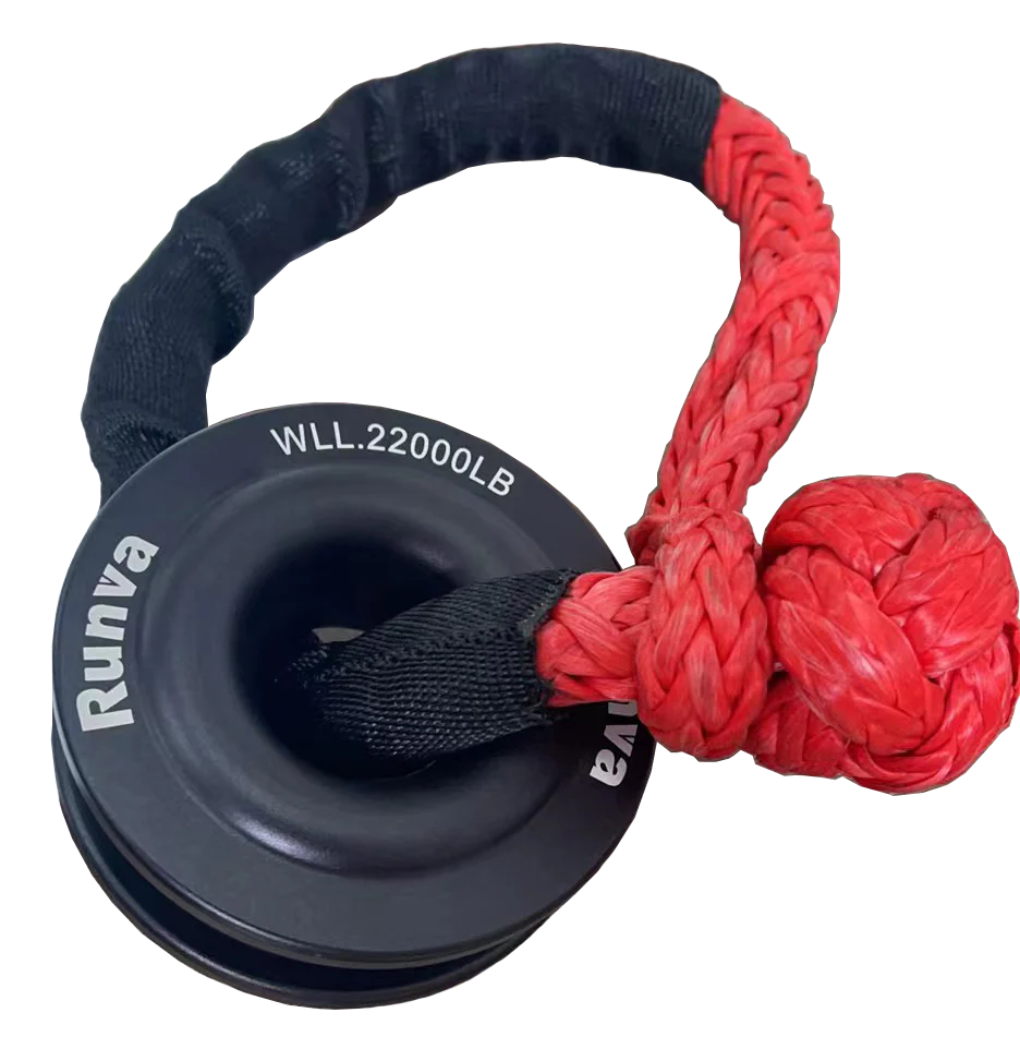 Runva 11 XP Premium 12V RED Limited Edition with Synthetic Rope - Image 6