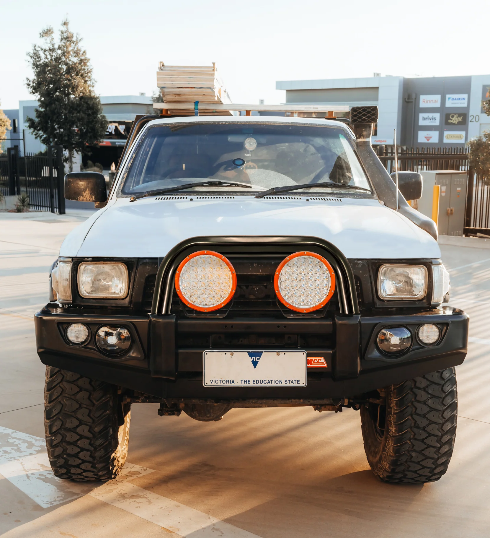 Toyota Hilux 1988-1997 LN105/LN106 (Live) - 707-01 Falcon Bull Bar Single Black Loop Package (LED Foglight) - SKU MCC-01000-701SBLFOG - Image 2