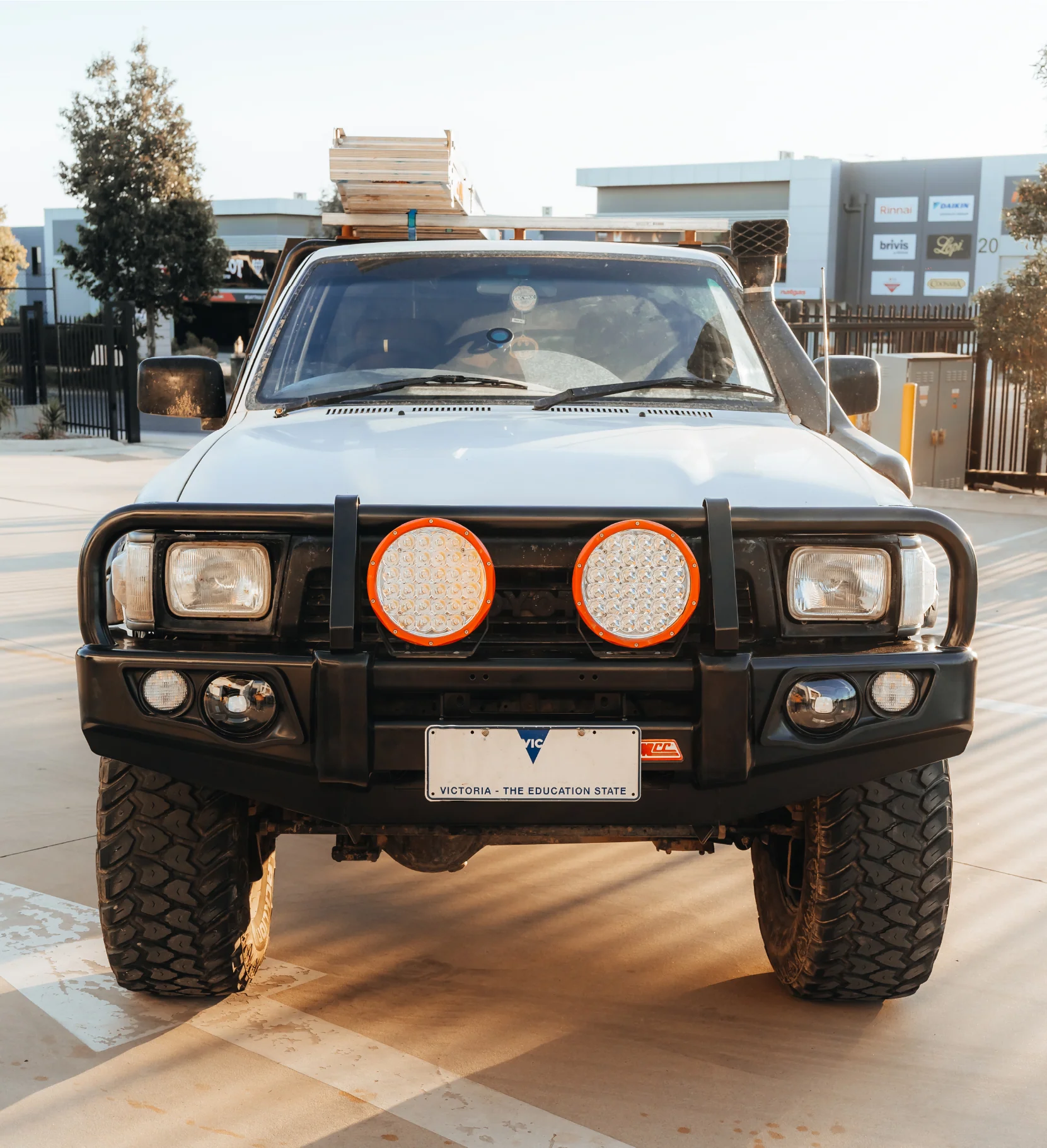 Toyota Hilux 1988-1997 LN105/LN106 (Live) - 707-02 Falcon Bull Bar Black A-Frame Package (LED Foglight) - SKU MCC-01000-702FOG - Image 7