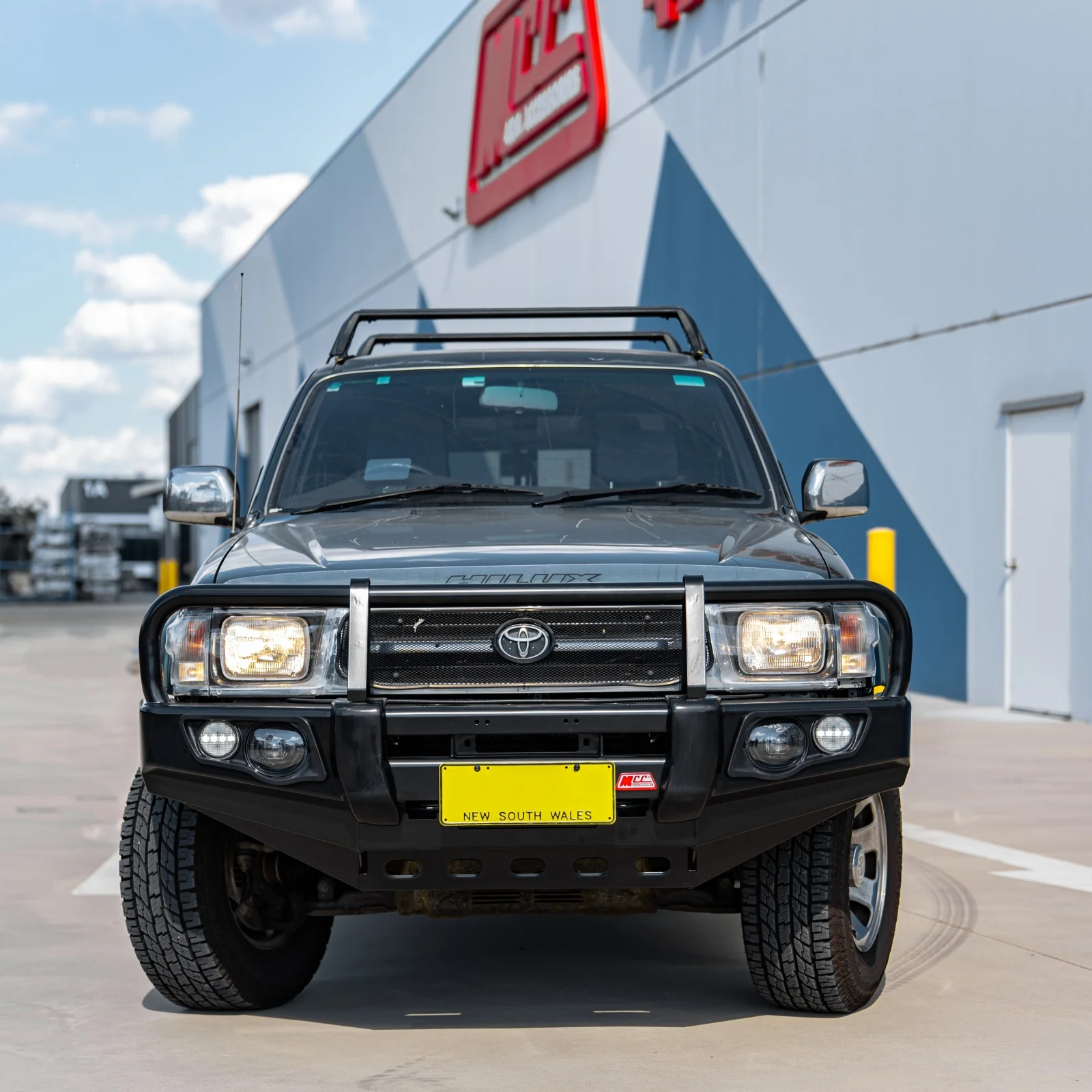 Toyota Hilux 1997-2004 707-02 Falcon Bull Bar Black A-Frame Package (No Foglight) - SKU MCC-01001-702UP - Image 5