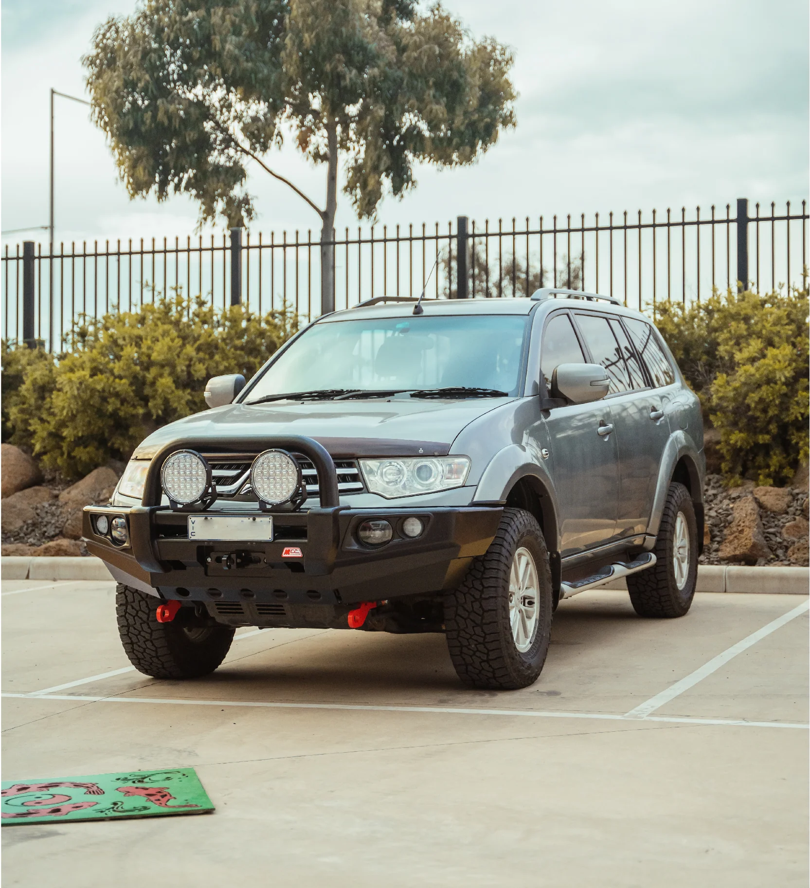 Triton/Challenger 2006-2015 06-15 707-01 Falcon Bull Bar Single Black Loop Package (LED Foglight) - SKU MCC-02002-701SBLFOG - Image 4