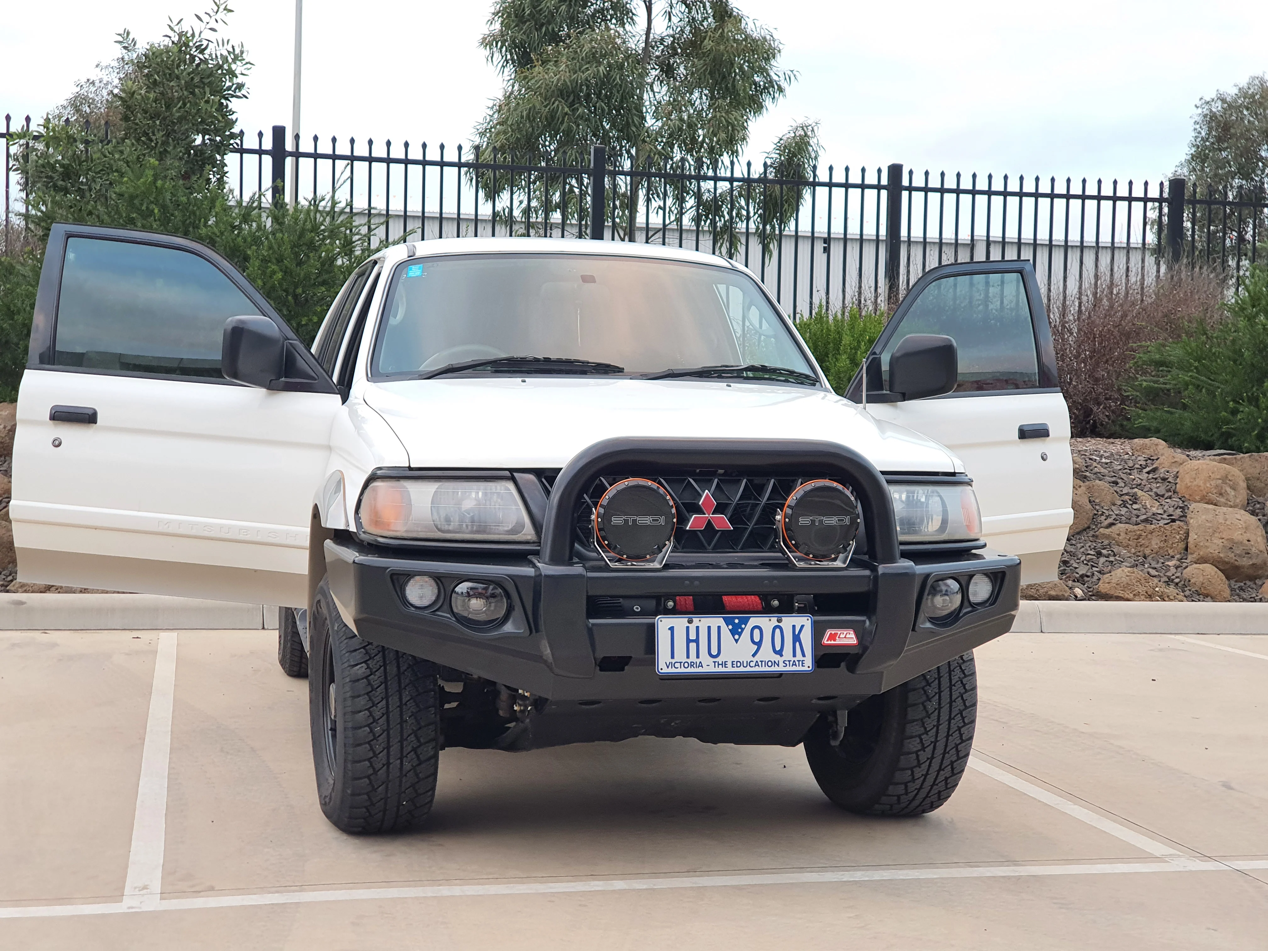 Triton/Challenger 2006-2015 06-15 707-01 Falcon Bull Bar Single Stainless Loop Package (LED Foglight) - SKU MCC-02002-701SSLFOG - Image 4
