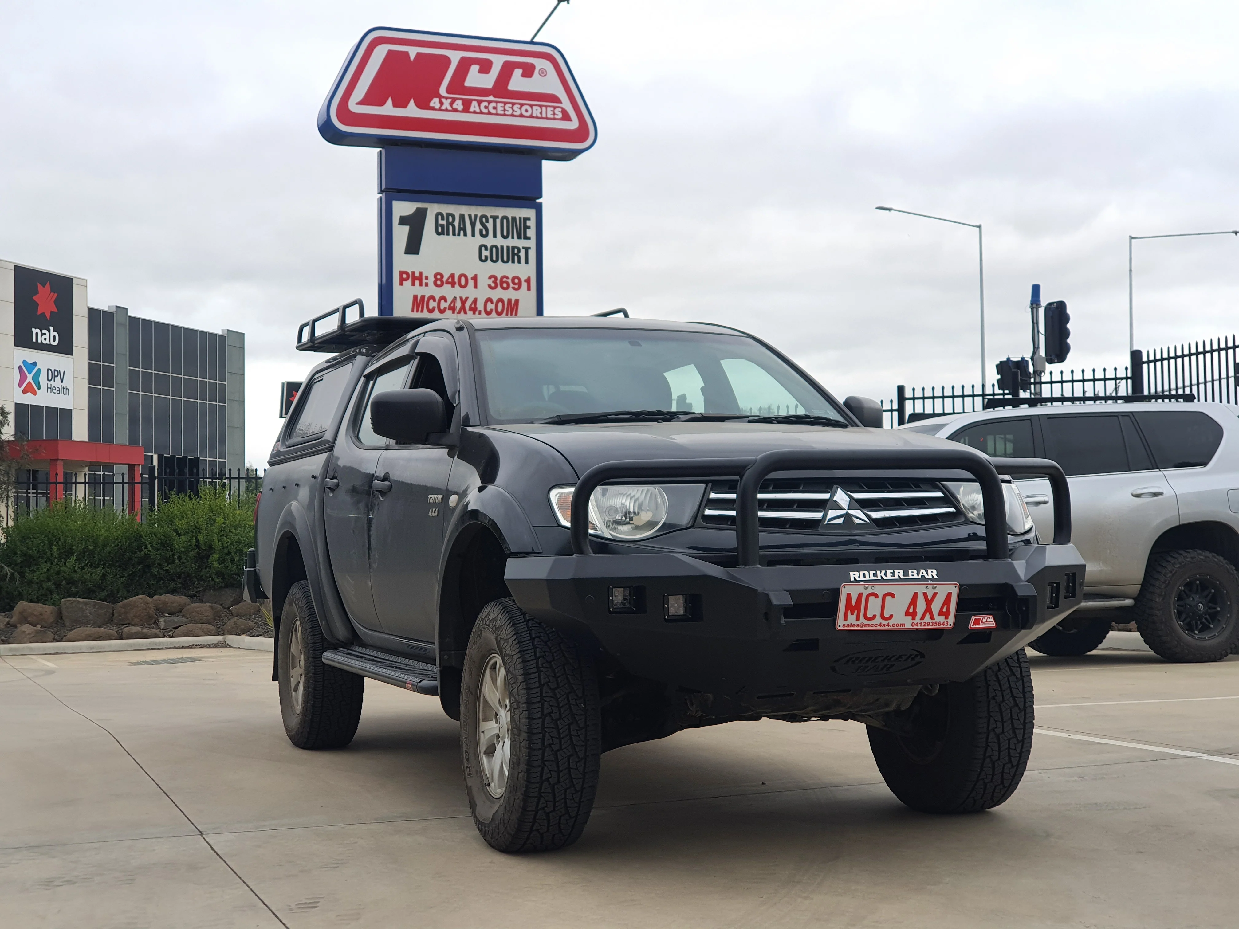 Triton/Challenger 2006-2015 078-02SQ Rocker Bull Bar Triple Loops Package - SKU MCC-02002-7802SQ - Image 2