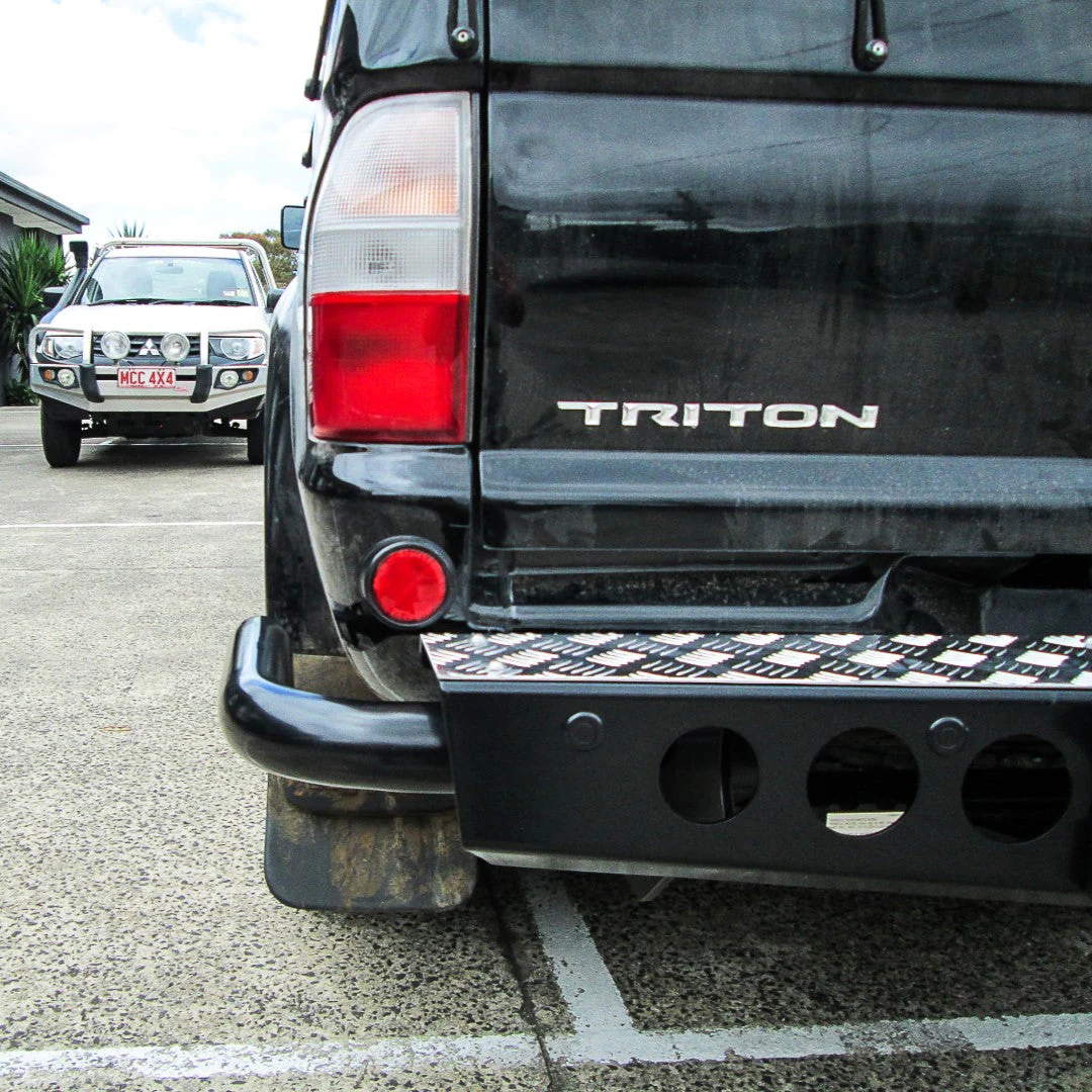 Triton MK 1996-2006 022-03 Jack Rear Bar with Chrome Step Plate Package - SKU MCC-02001-203SP - Image 5
