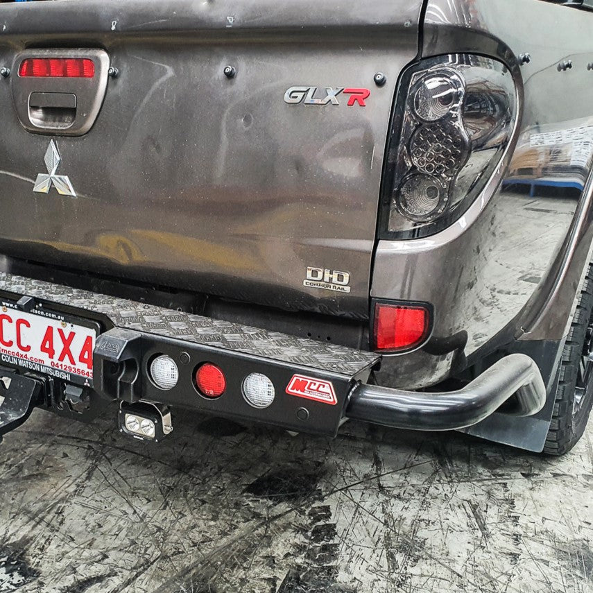Triton MK 1996-2006 022-03 Jack Rear Bar with Light kit and Black Step Plate Package - SKU MCC-02001-203SPBL - Image 3